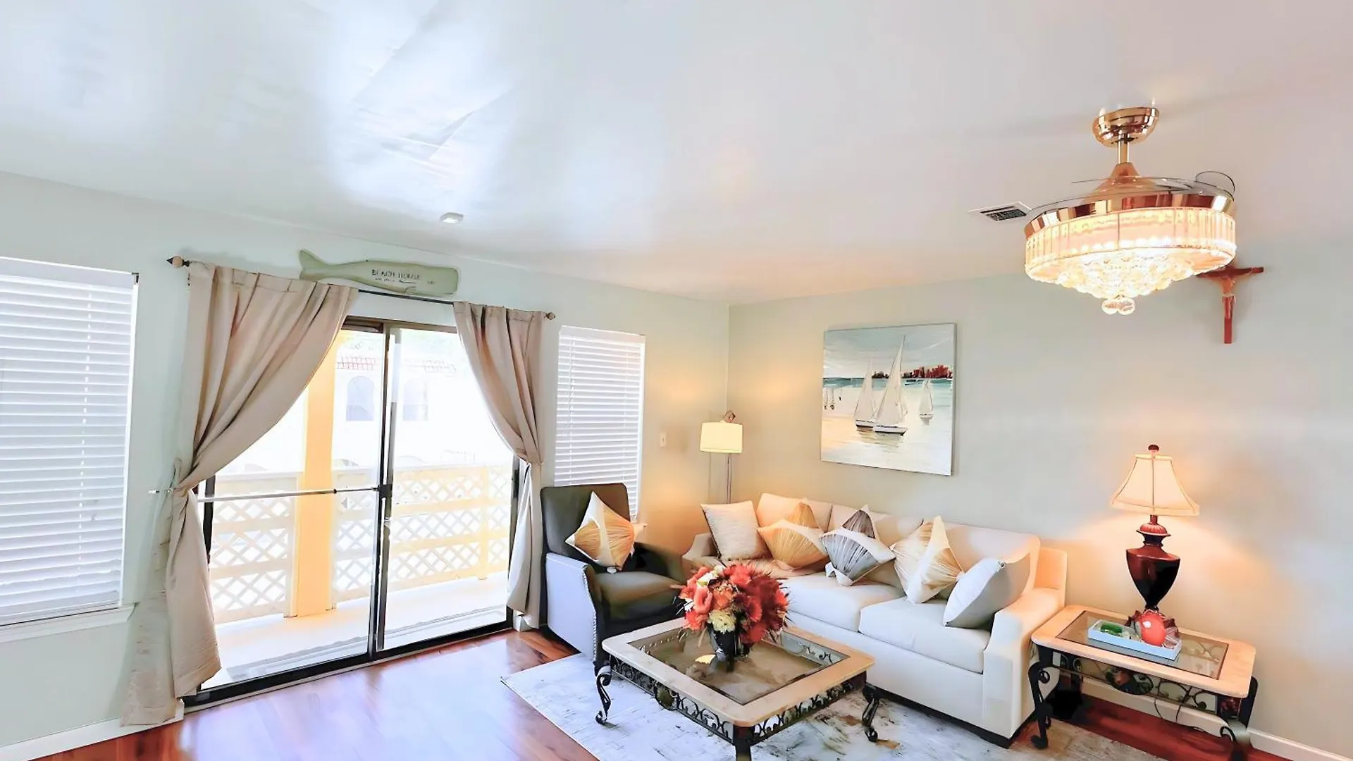Renovated House, 1 Minute Walk To Miramar Holiday home Destin