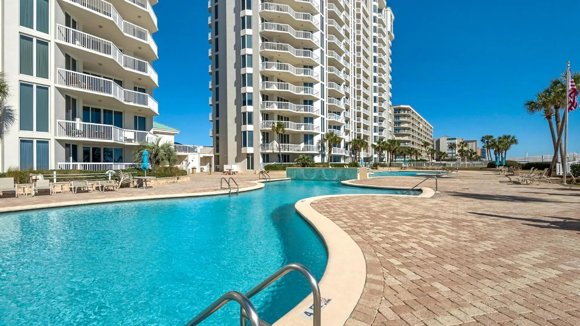 Holiday home Beautiful Spacious Penthouse 2 Story Front Sleeps 12! Destin