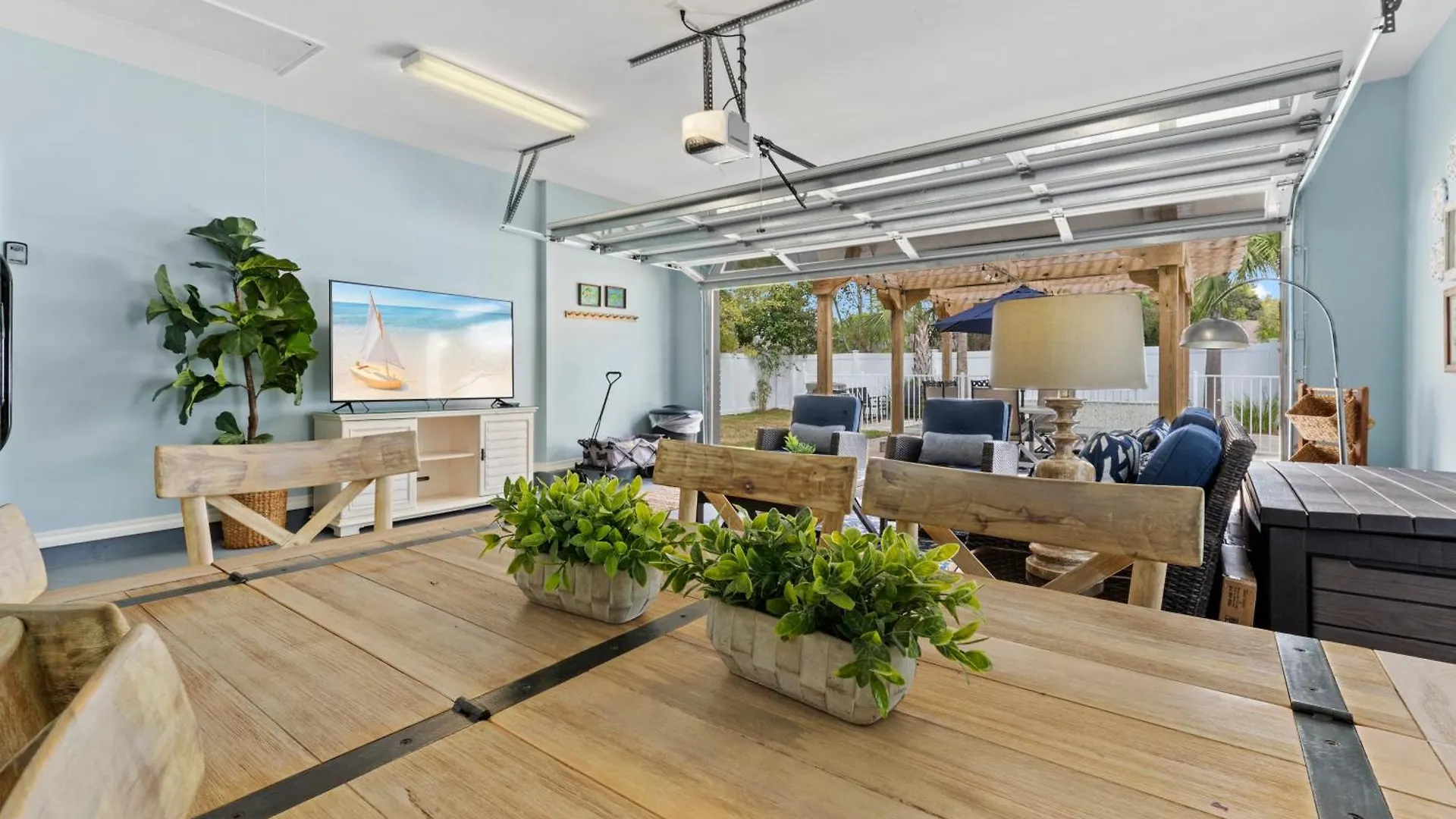 Holiday home A World Away By Newman-dailey *