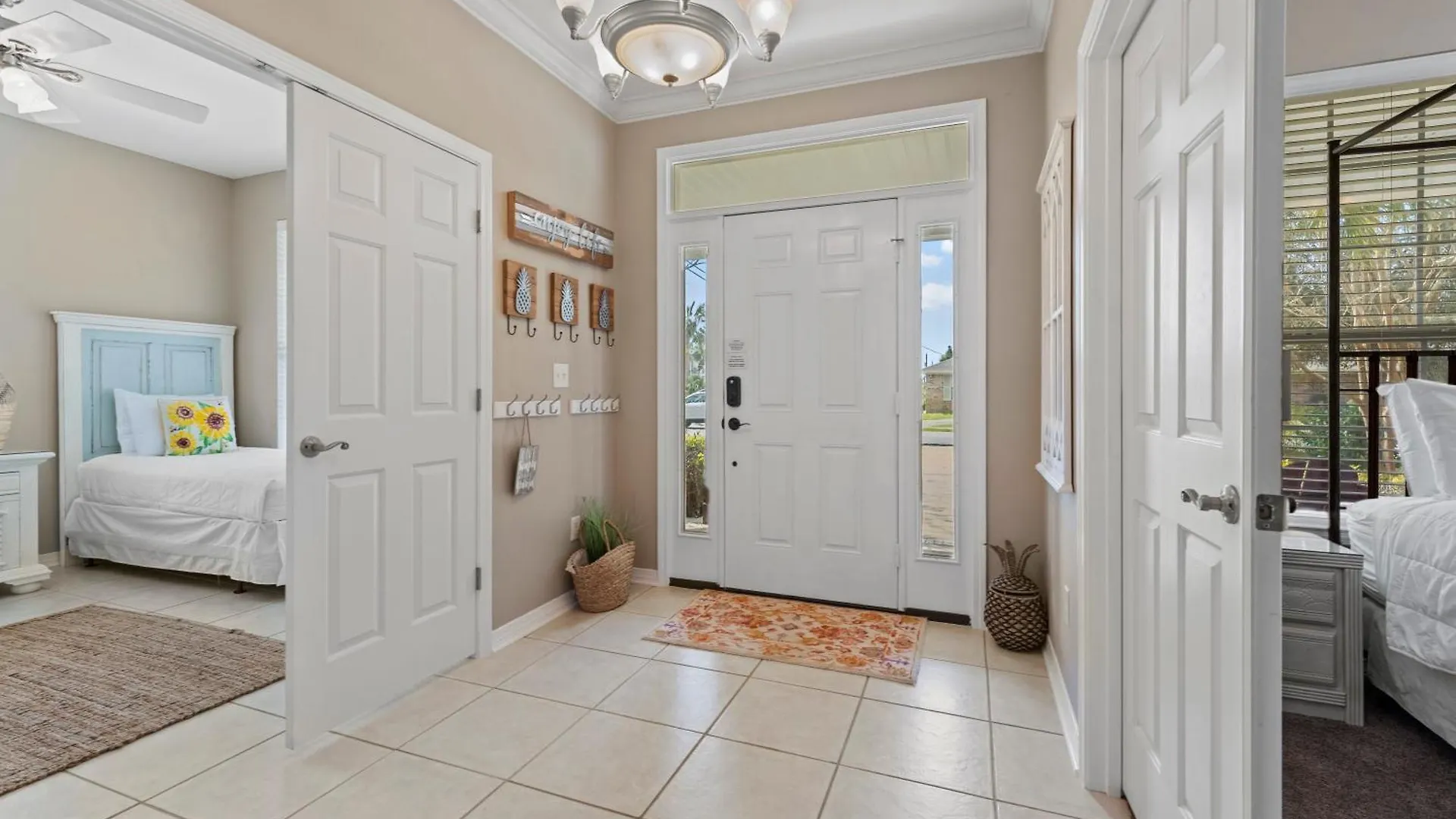 A World Away By Newman-dailey Holiday home