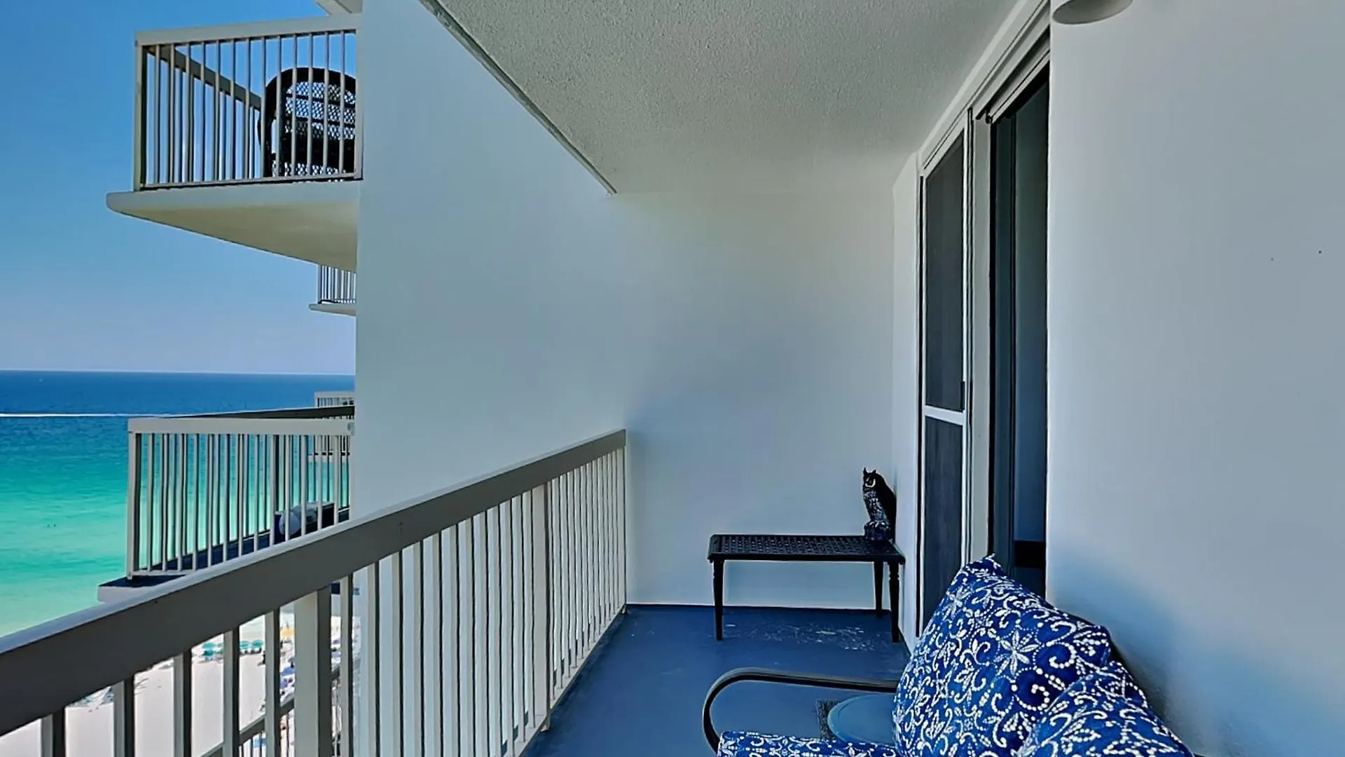Amazing In With Outdoor Swimming Pool And 2 Bedrooms * Destin
