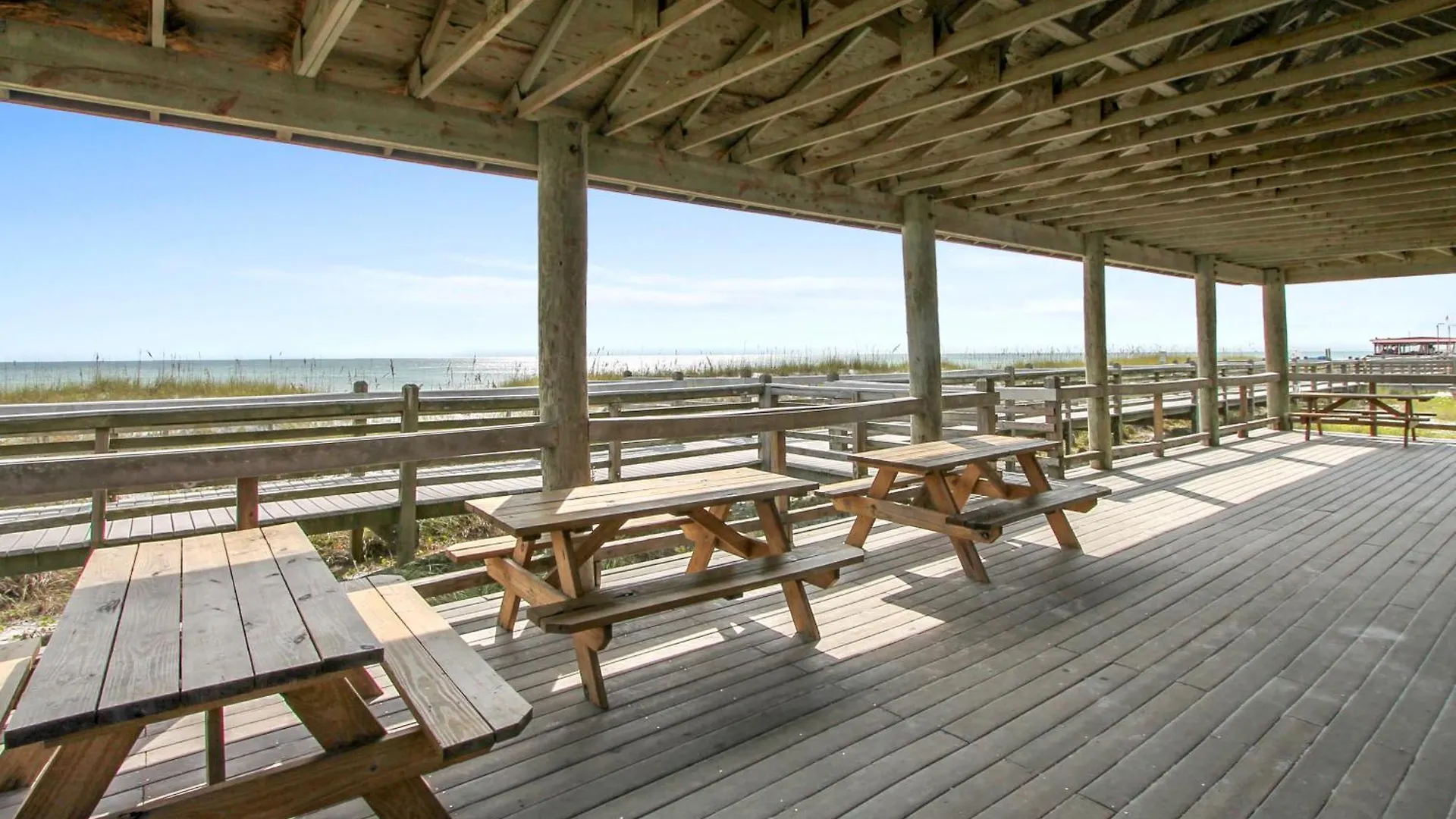 Five O'clock Somewhere At Destiny East Holiday home Destin