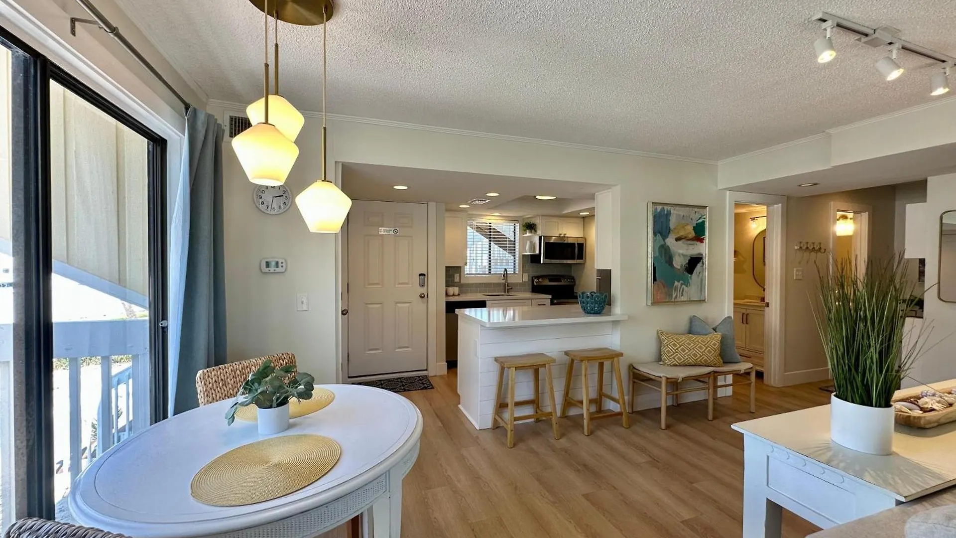 Sandpiper Cove 1123 *