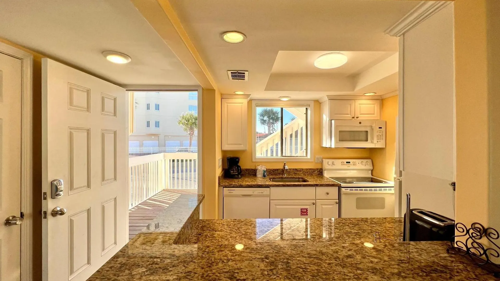 Sandpiper Cove 1118 *