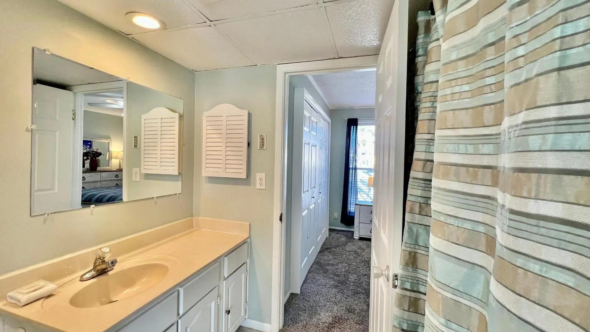 Sandpiper Cove 2031 *
