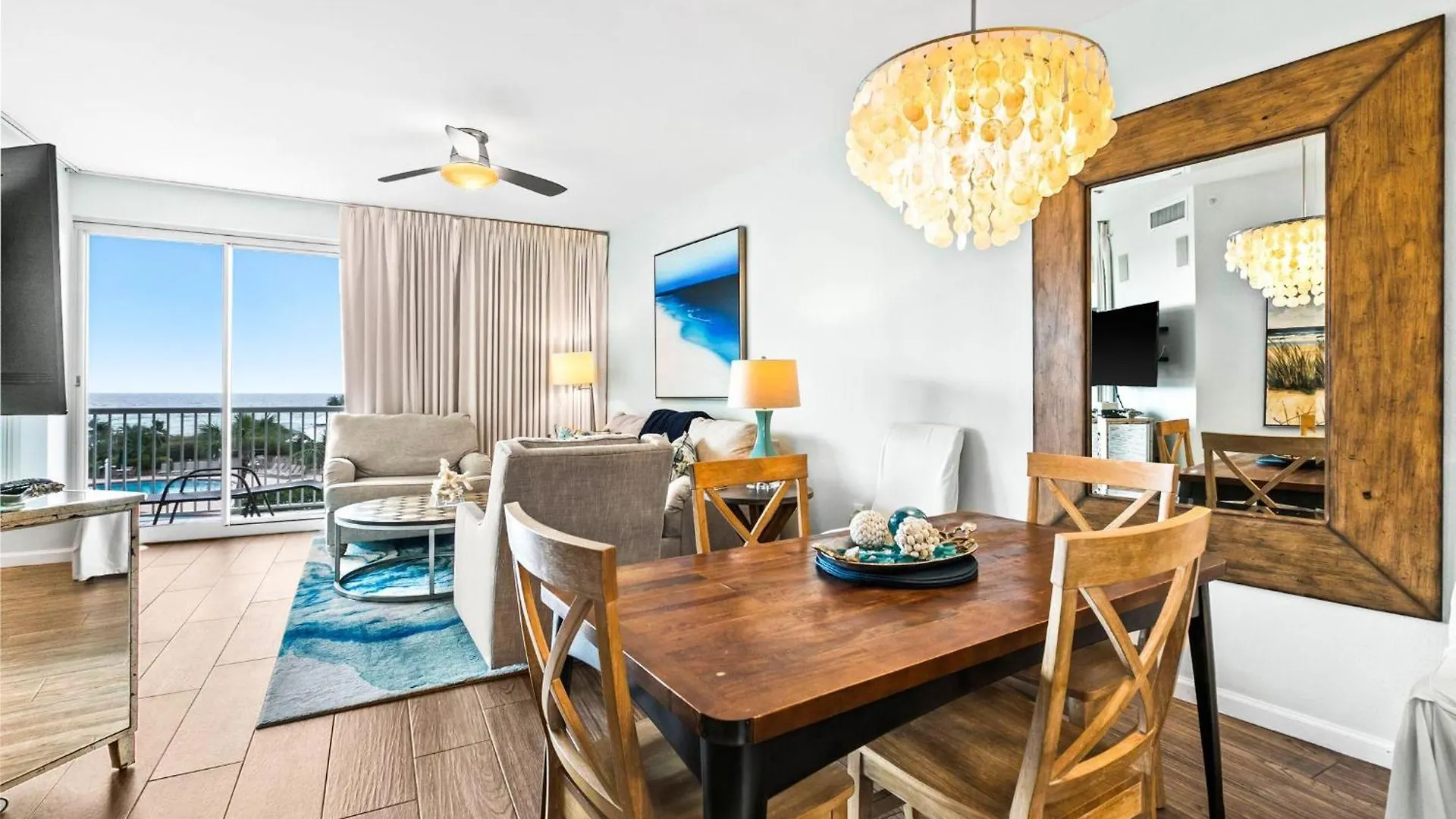 The Crescent 216 Holiday home