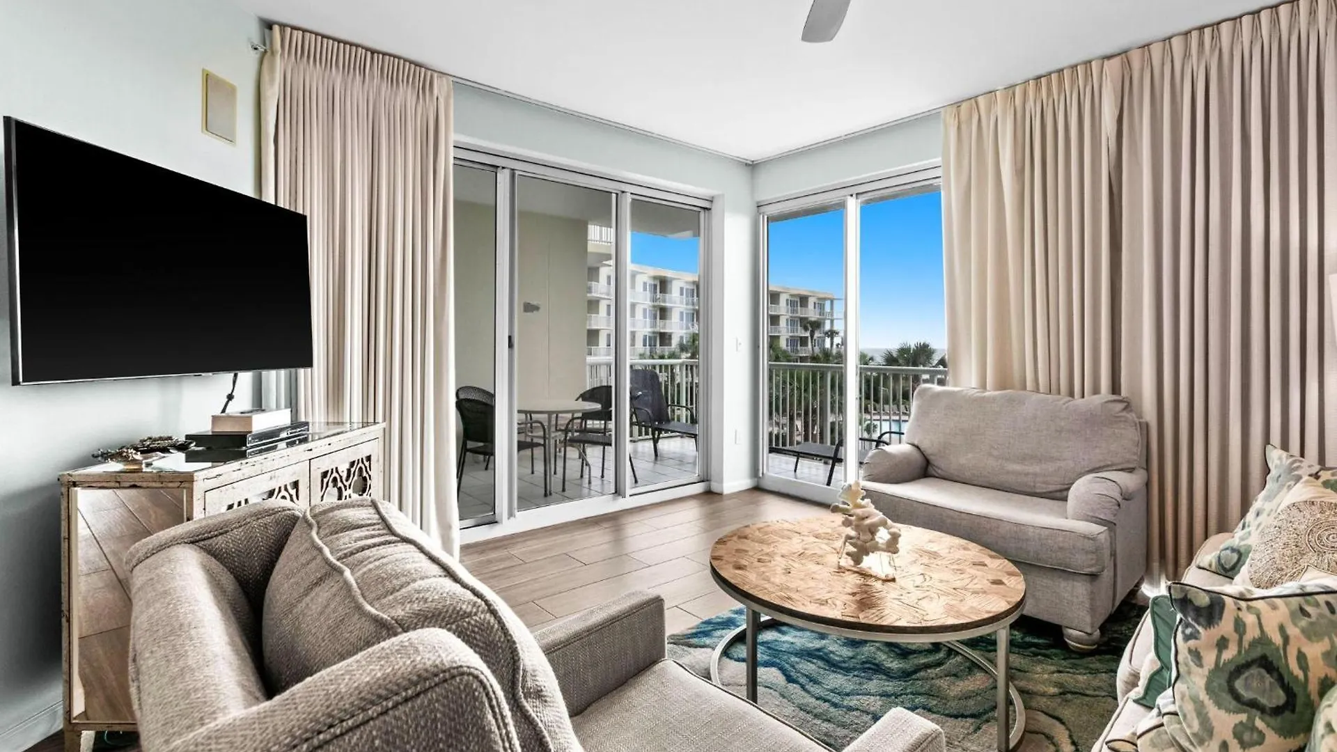 The Crescent 216 Destin