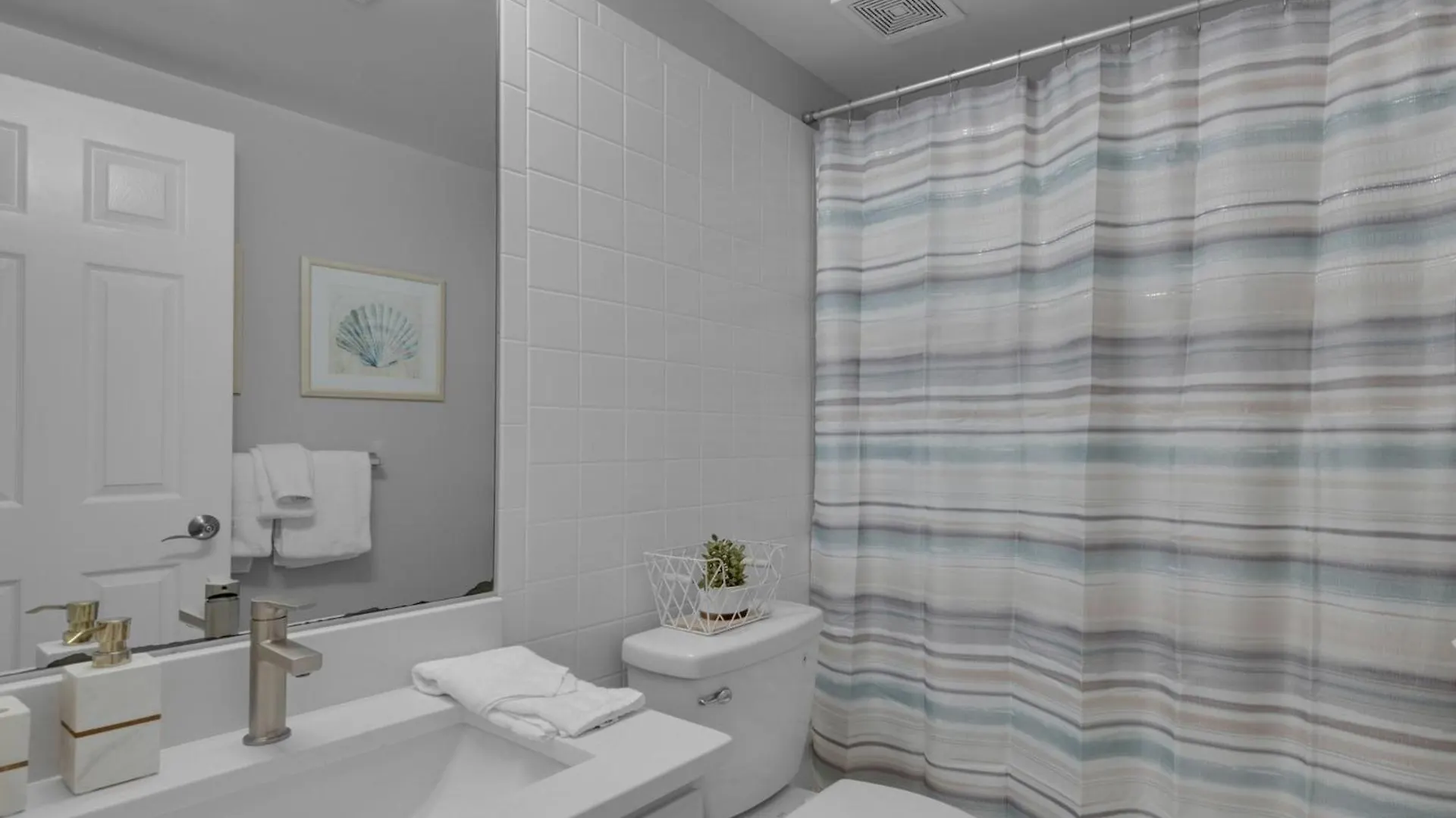 Holiday home Jade East Towers 0120 By Newman-dailey *