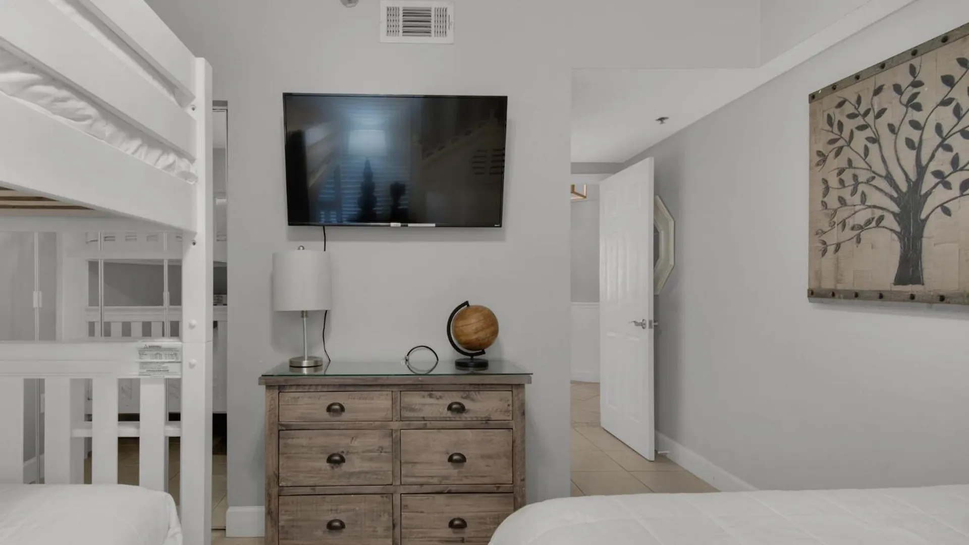 Jade East Towers 0120 By Newman-dailey * Destin