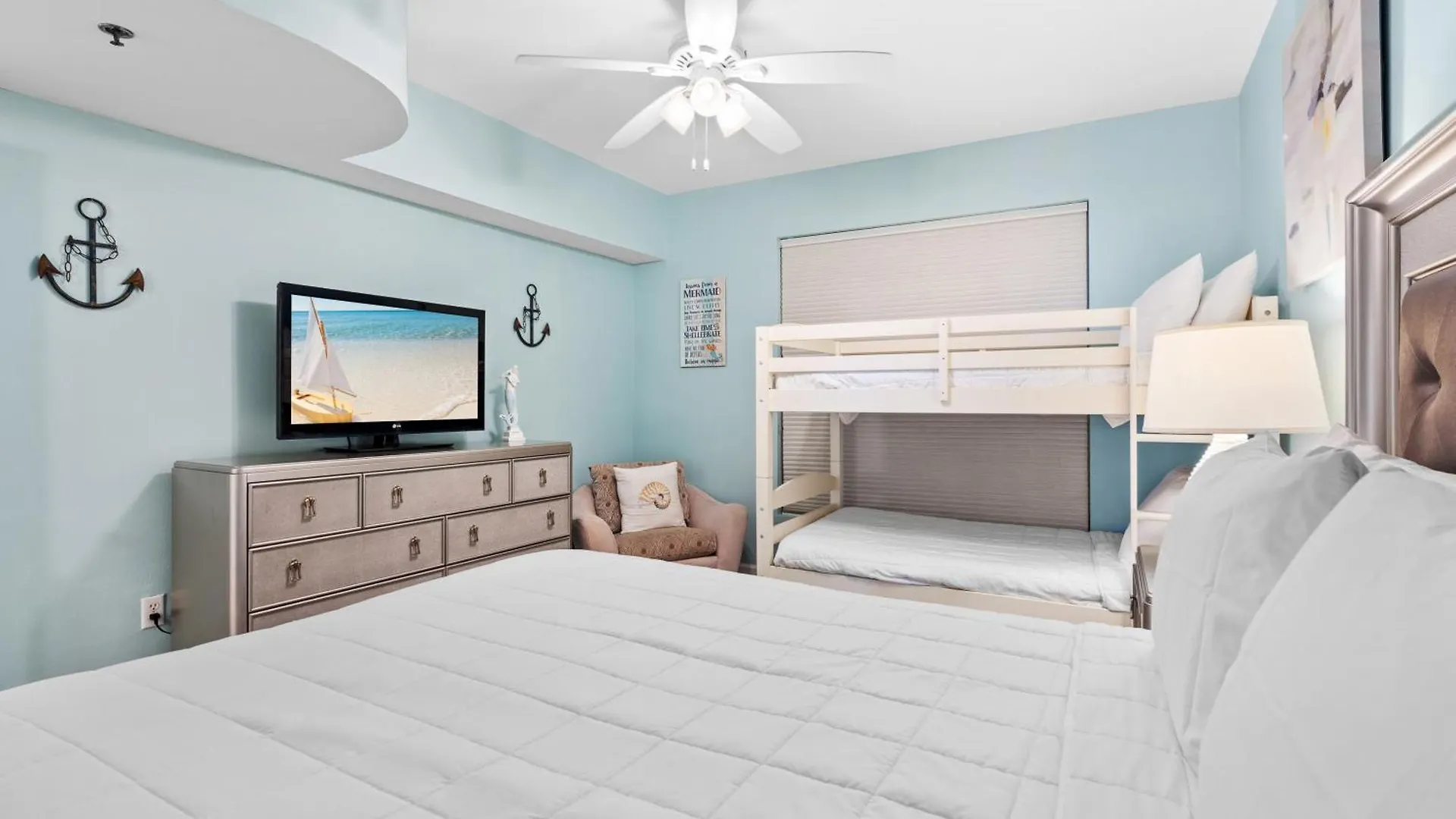 Jade East Towers 0530 By Newman-dailey * Destin