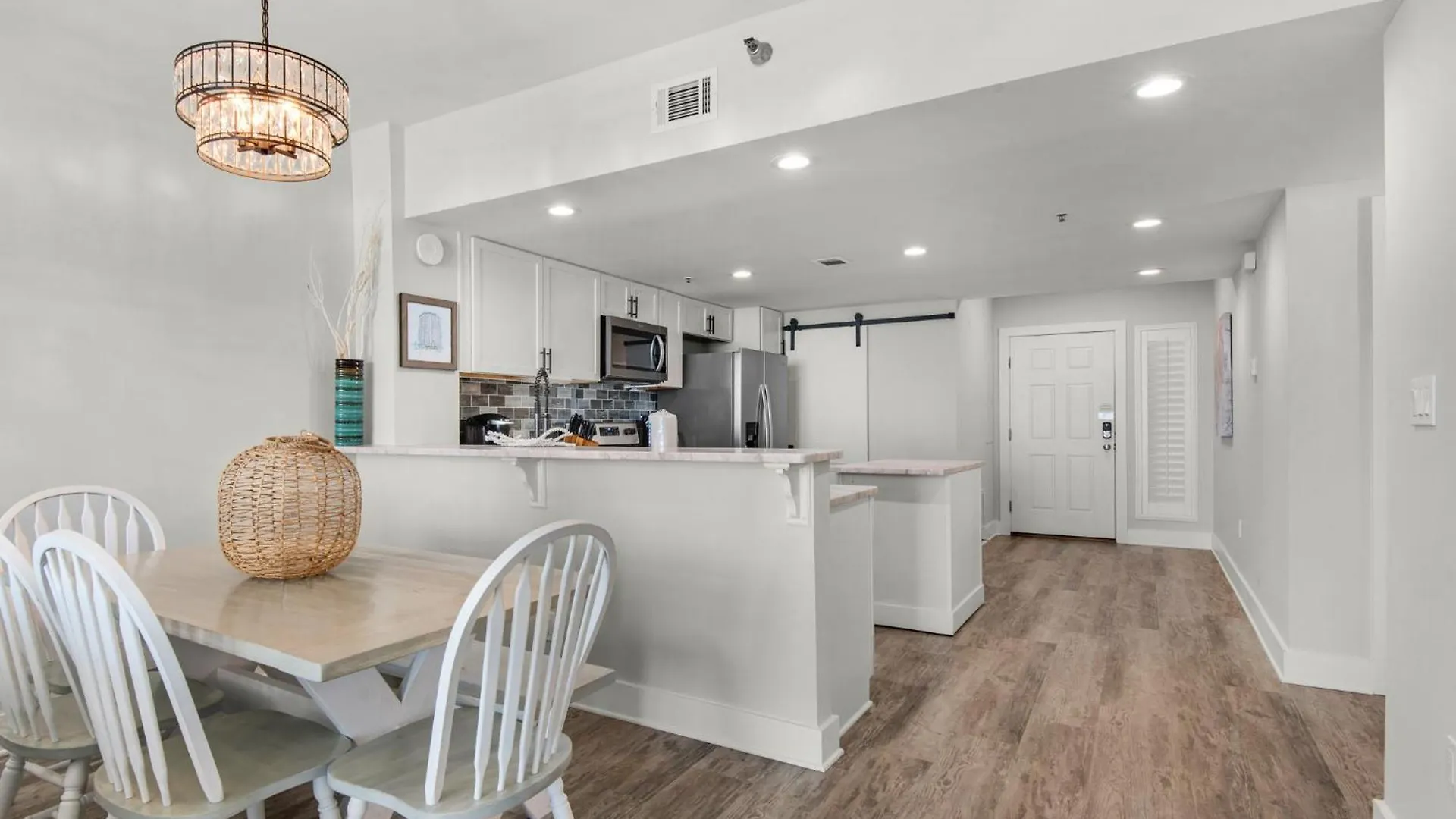 Jade East Towers 1230 By Newman-dailey Destin