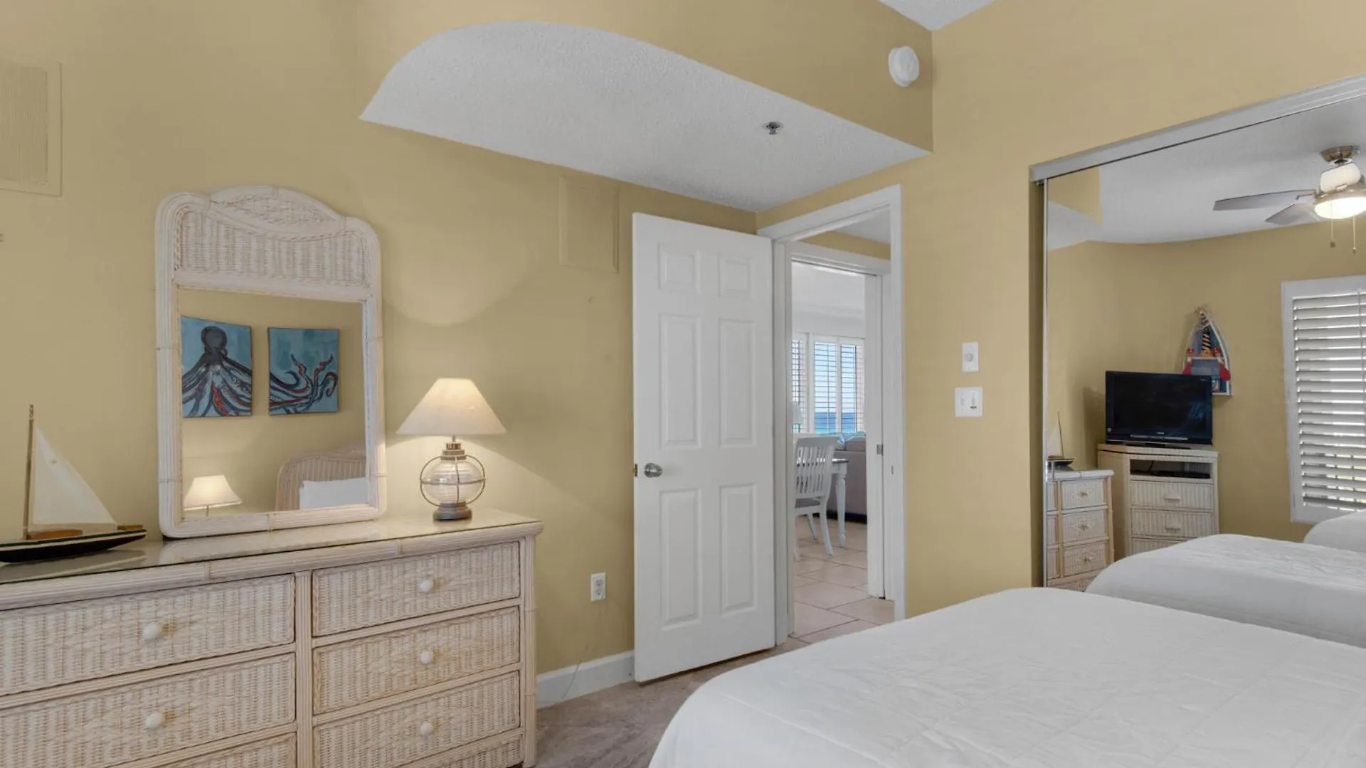 Jade East Towers 0410 By Newman-dailey * Destin