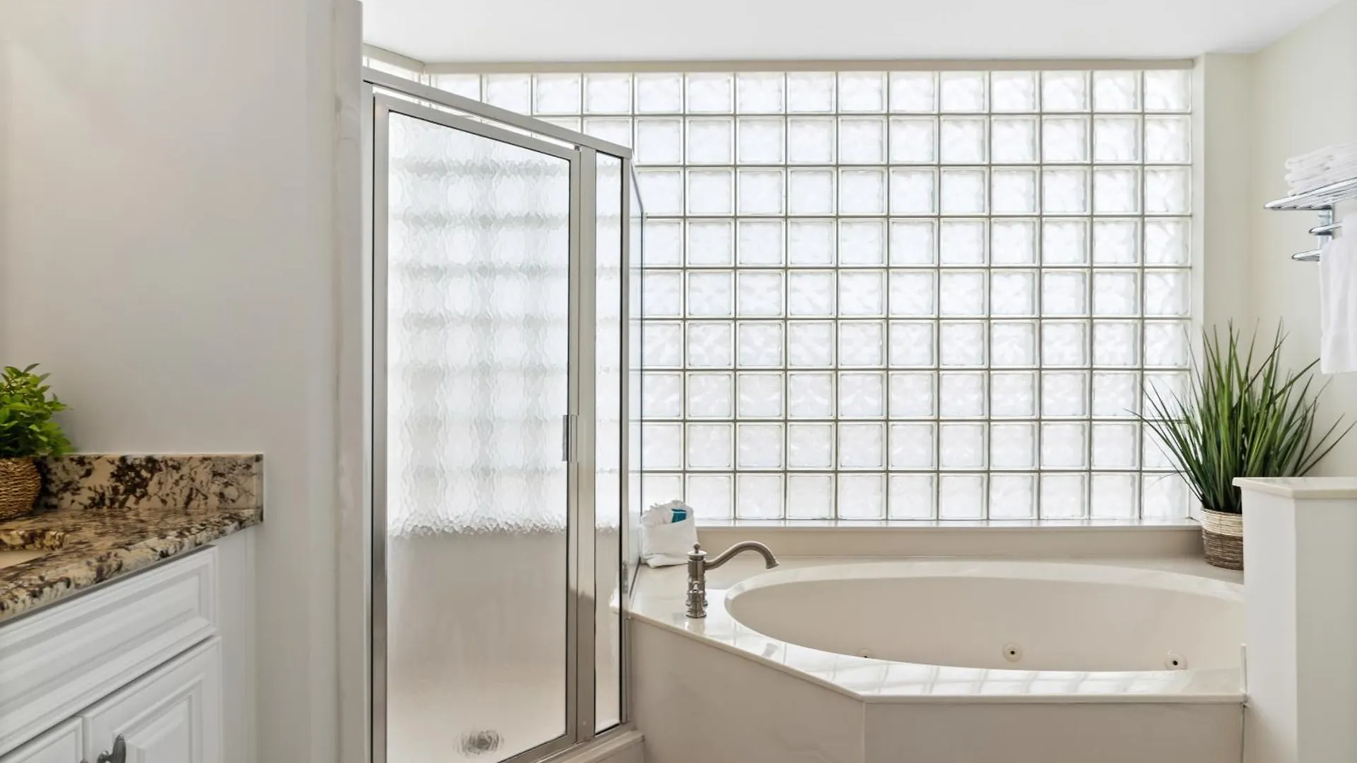 Sterling Sands 214 - 1 Bedroom By Newman-dailey Destin
