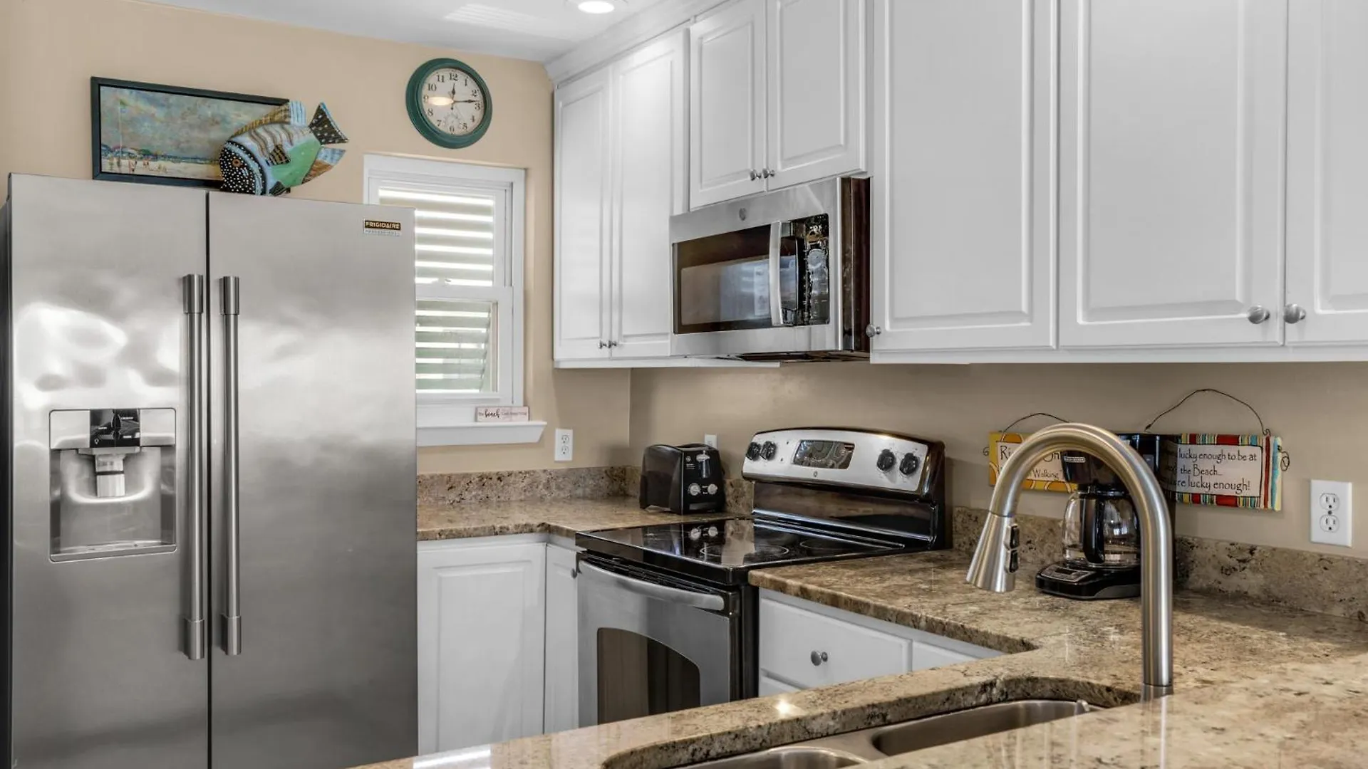 Seamist Townhomes 4 By Newman-dailey