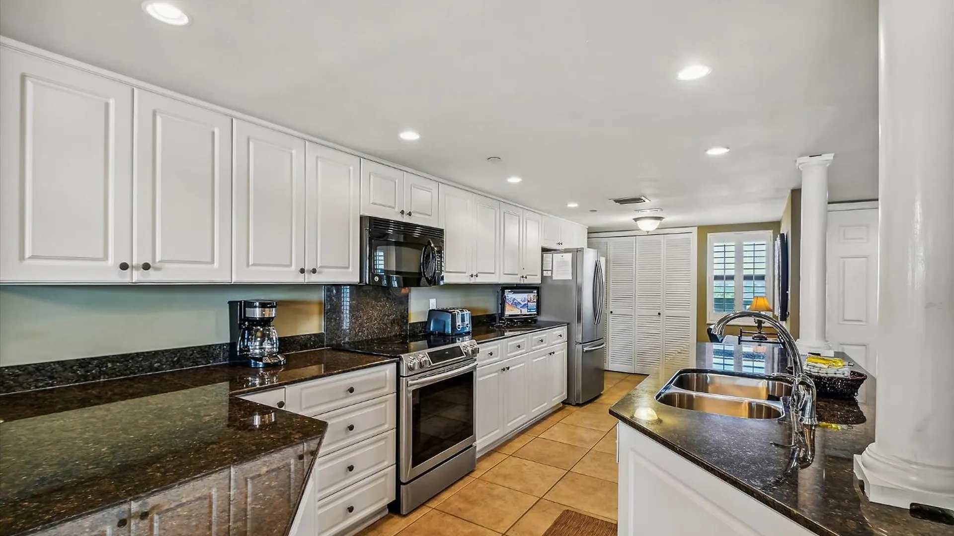 Inlet Reef 312- By Isle Apartment *