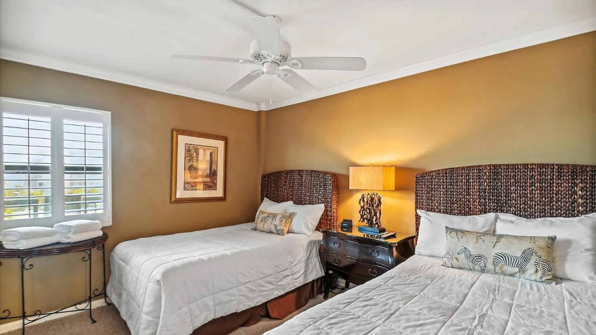 Inlet Reef 312- By Isle Apartment *