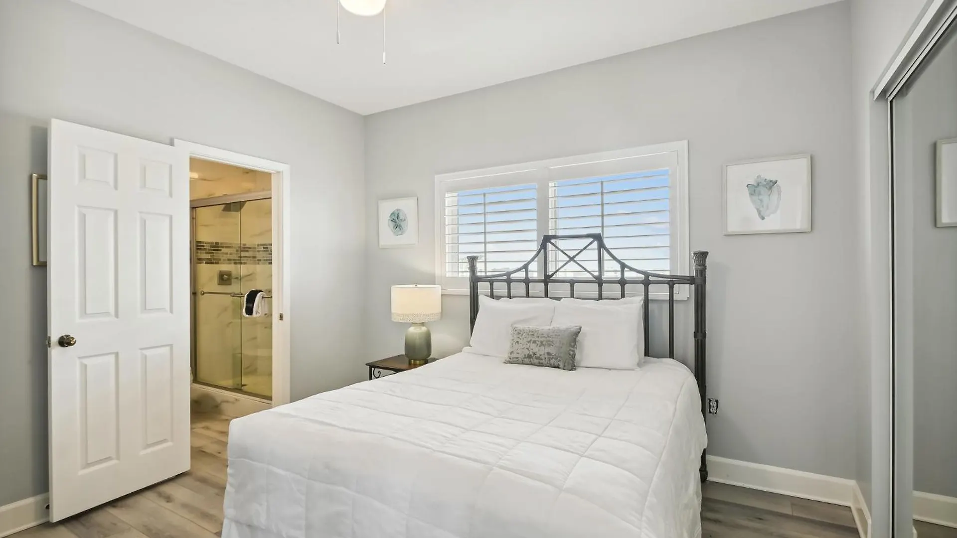 Apartment Oceania 503- By Isle