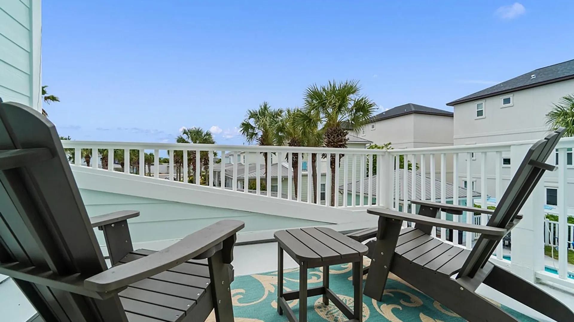 Miramar Palms #82- By Isle Apartment