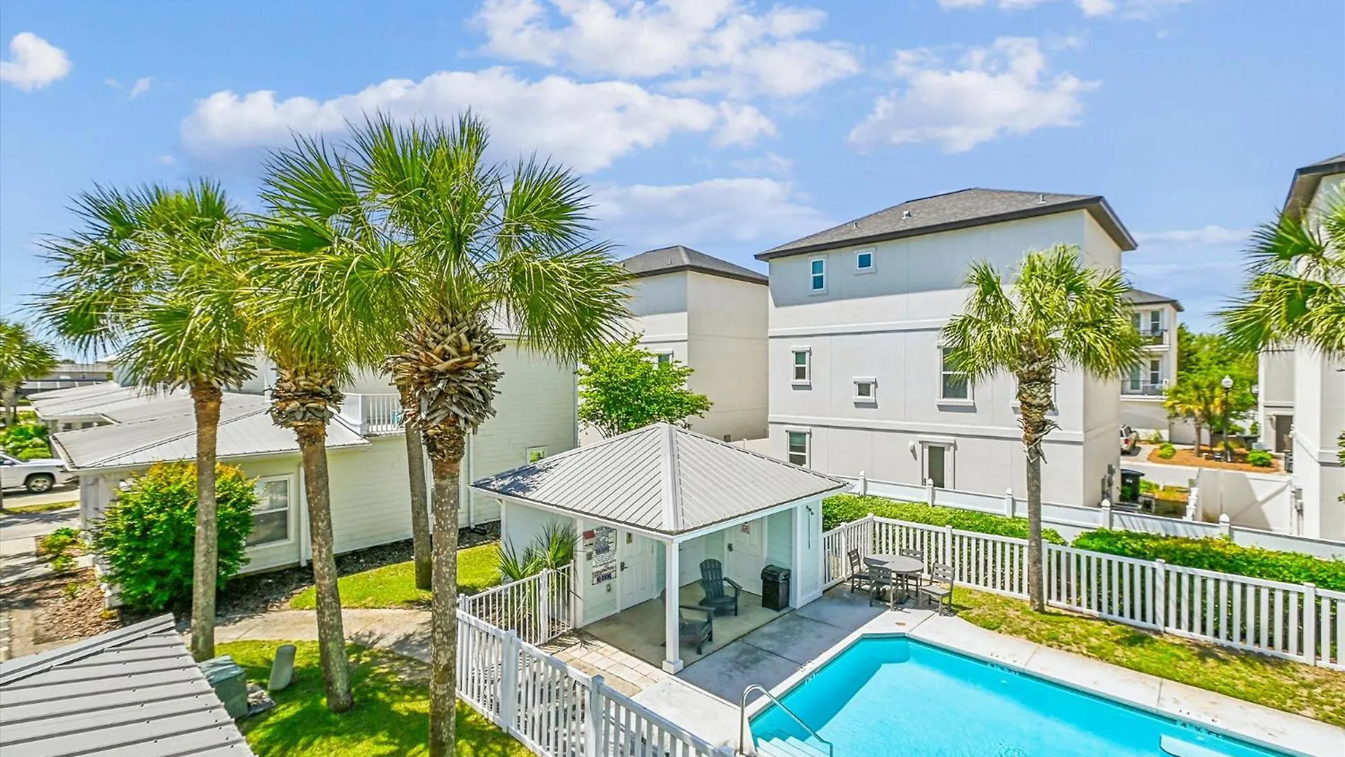 Apartment Miramar Palms #82- By Isle