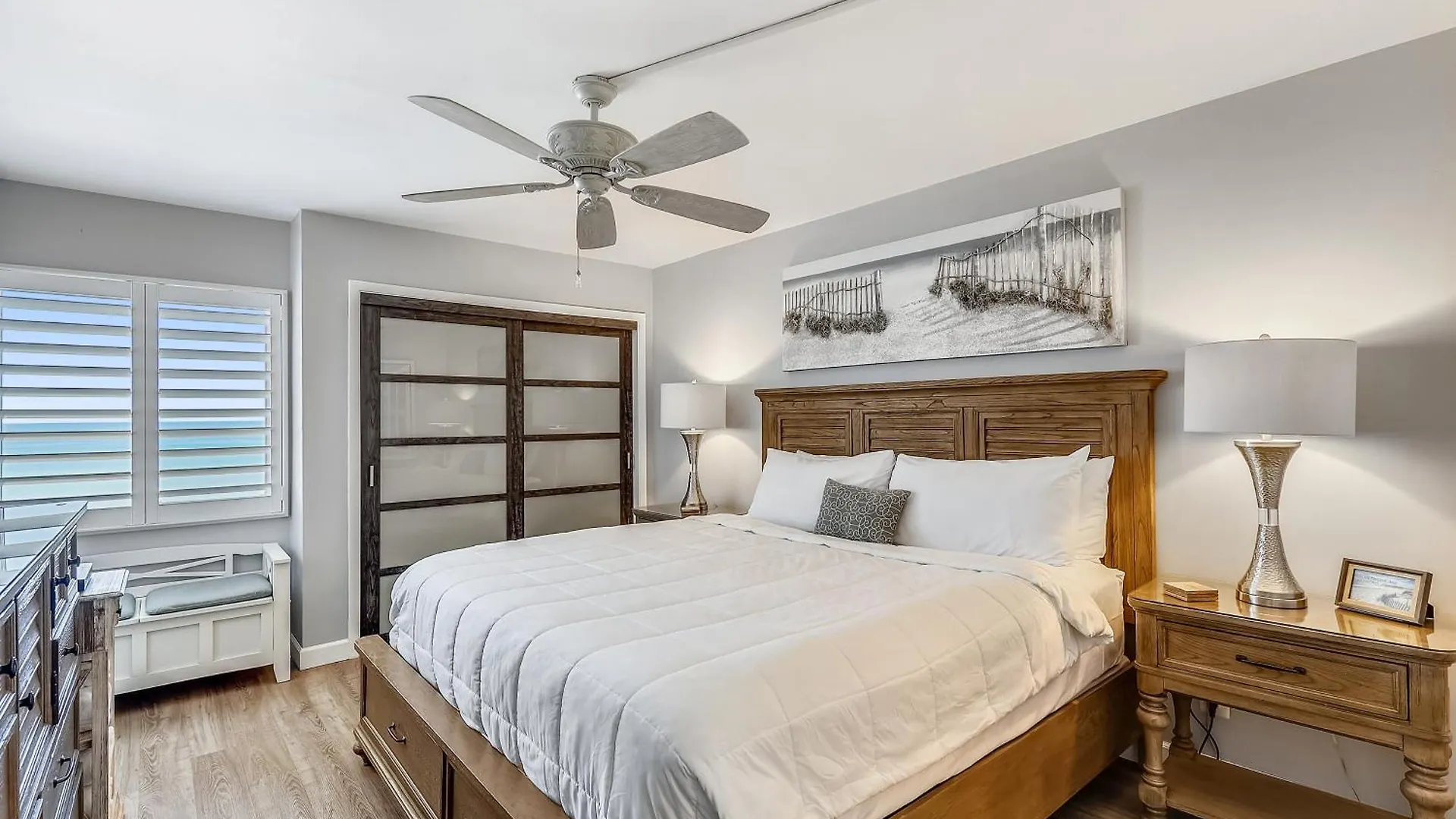 Apartment Surf & Racquet 402- By Isle