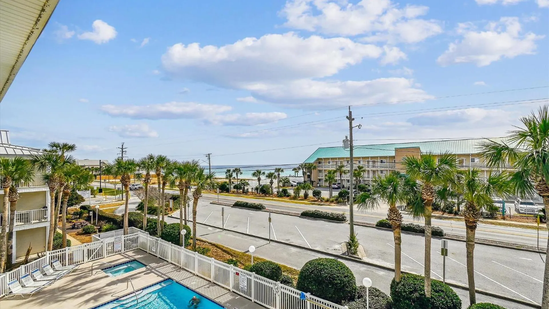 Grand Caribbean East 309- By Isle Apartment
