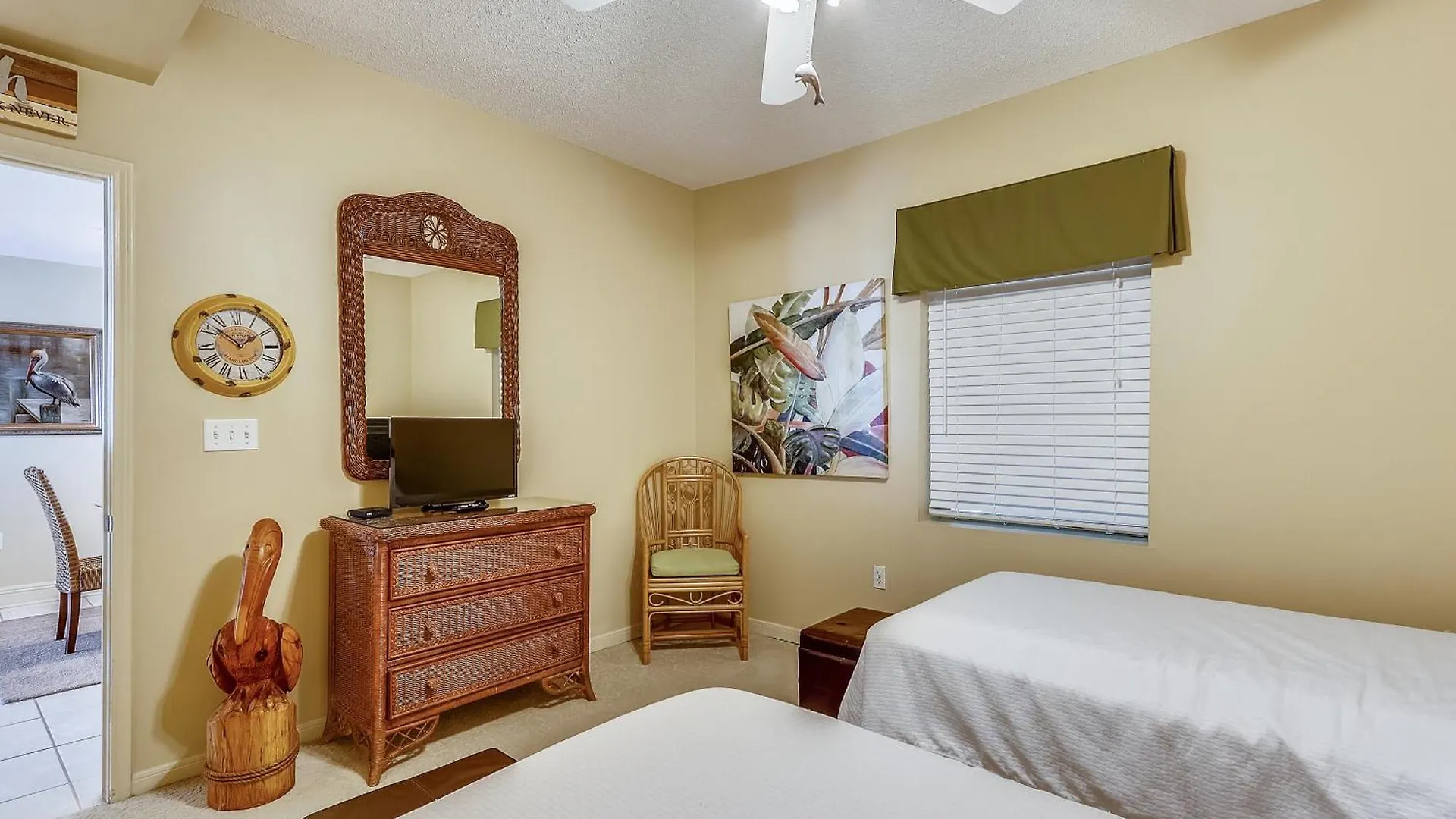 Waterview Towers Yacht Club 532- By Isle * Destin