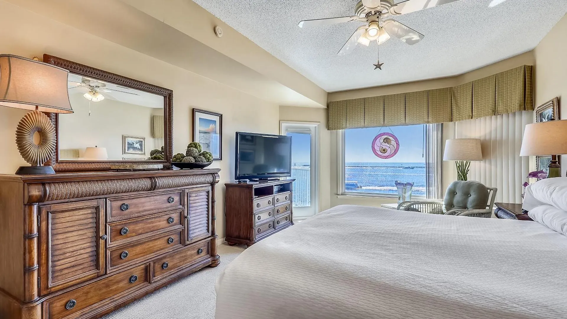 Waterview Towers Yacht Club 532- By Isle * Destin