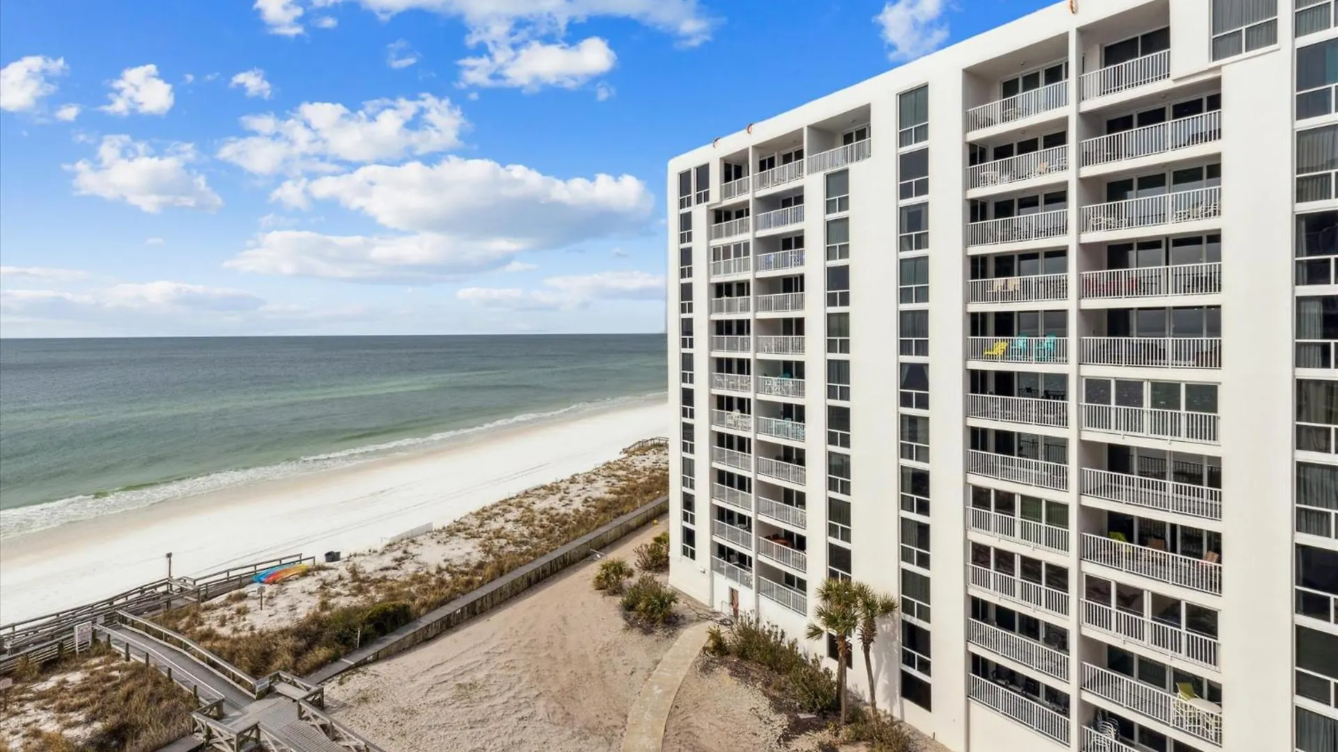Shoreline Towers 1084- By Isle Destin