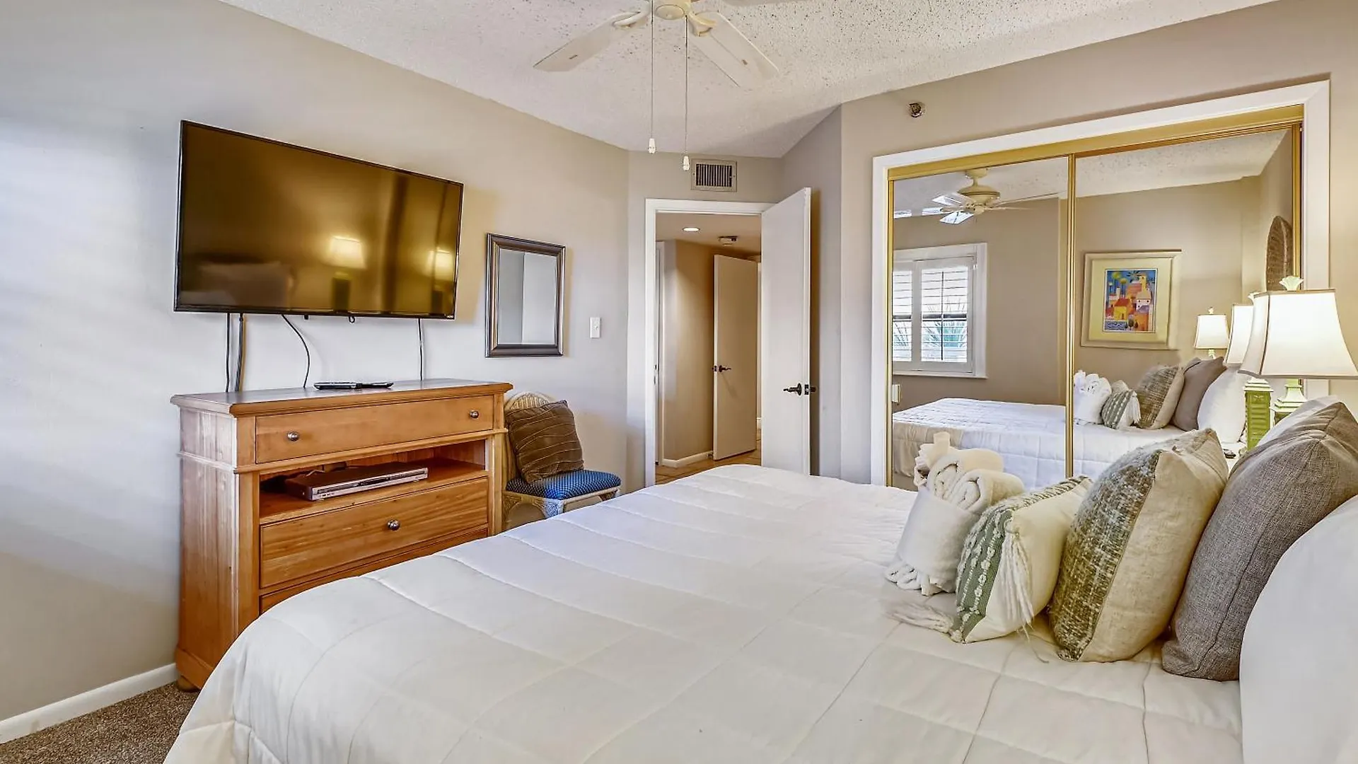Inlet Reef 209- By Isle Apartment *