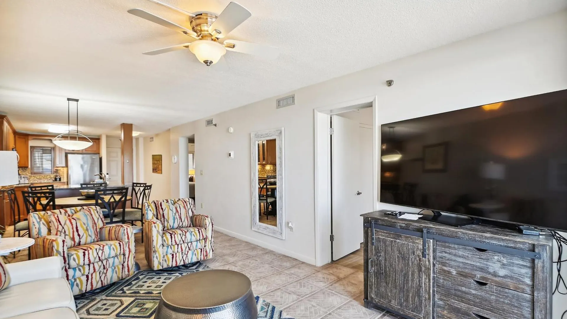 Apartment On The Gulf 304-by Isle