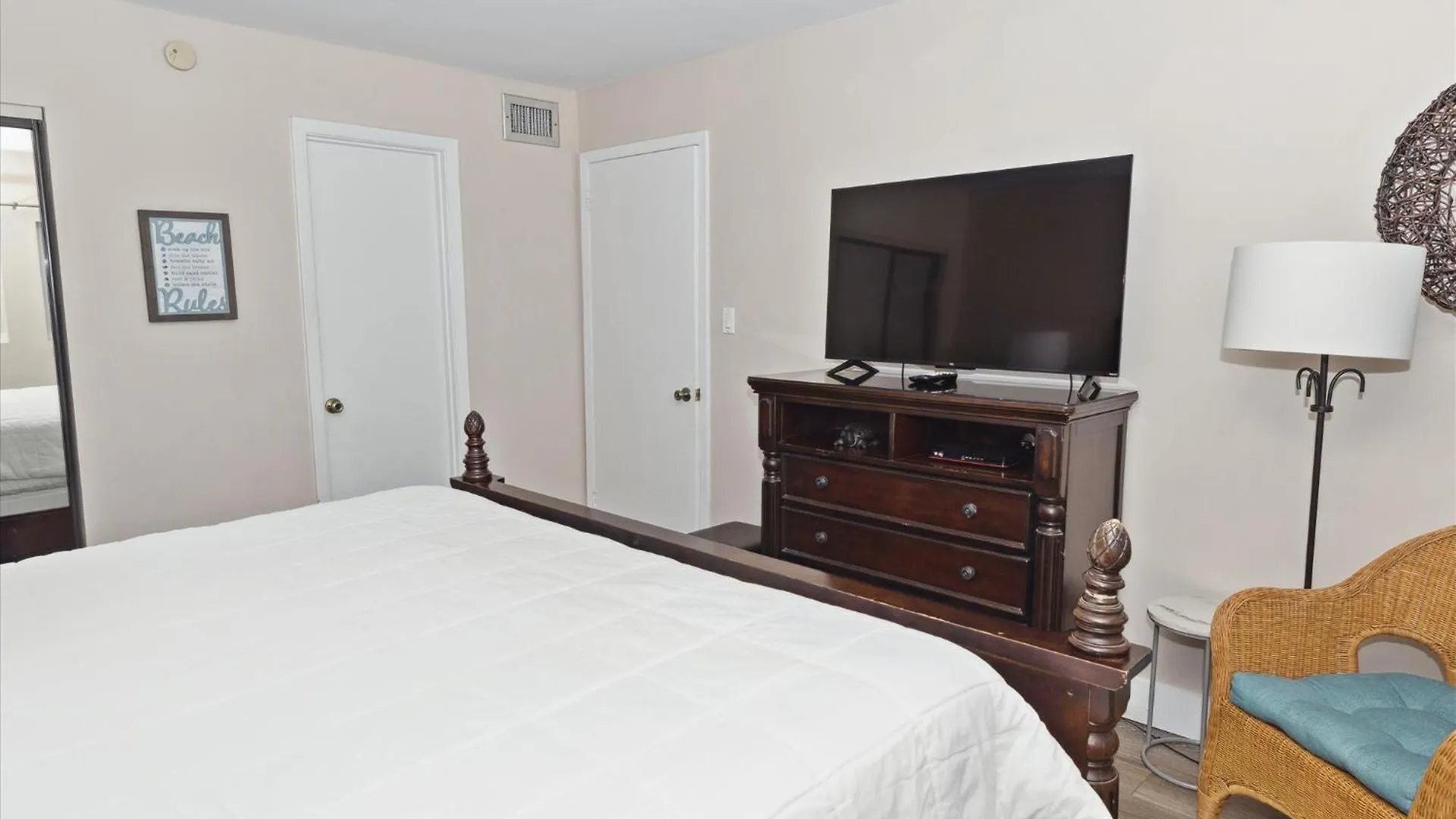 House 305b-by Isle Apartment Destin