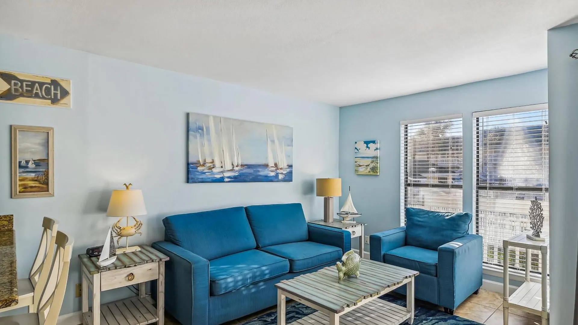 Sandpiper Cove 8112- By Isle Apartment