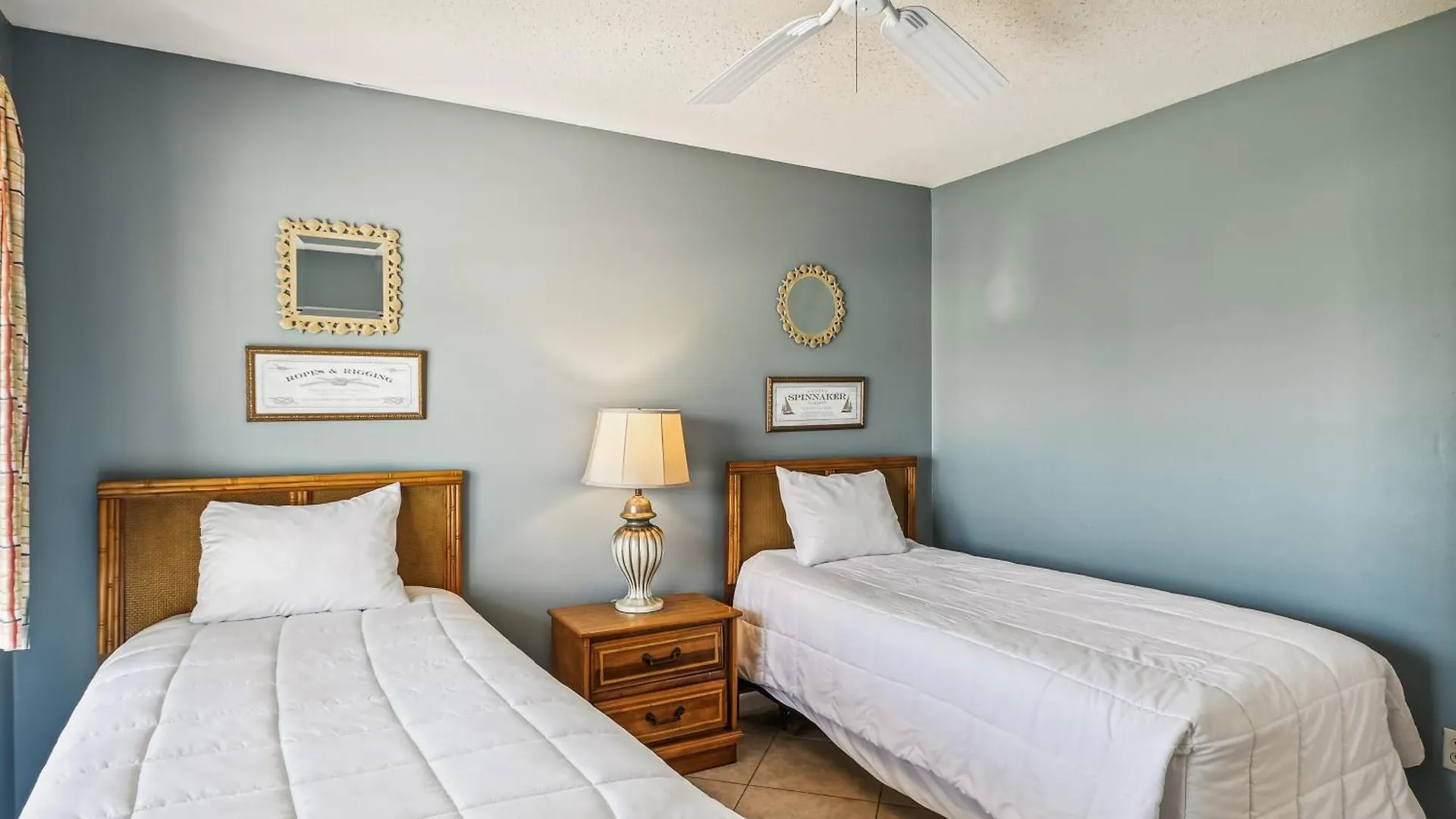 Sandpiper Cove 7201- By Isle