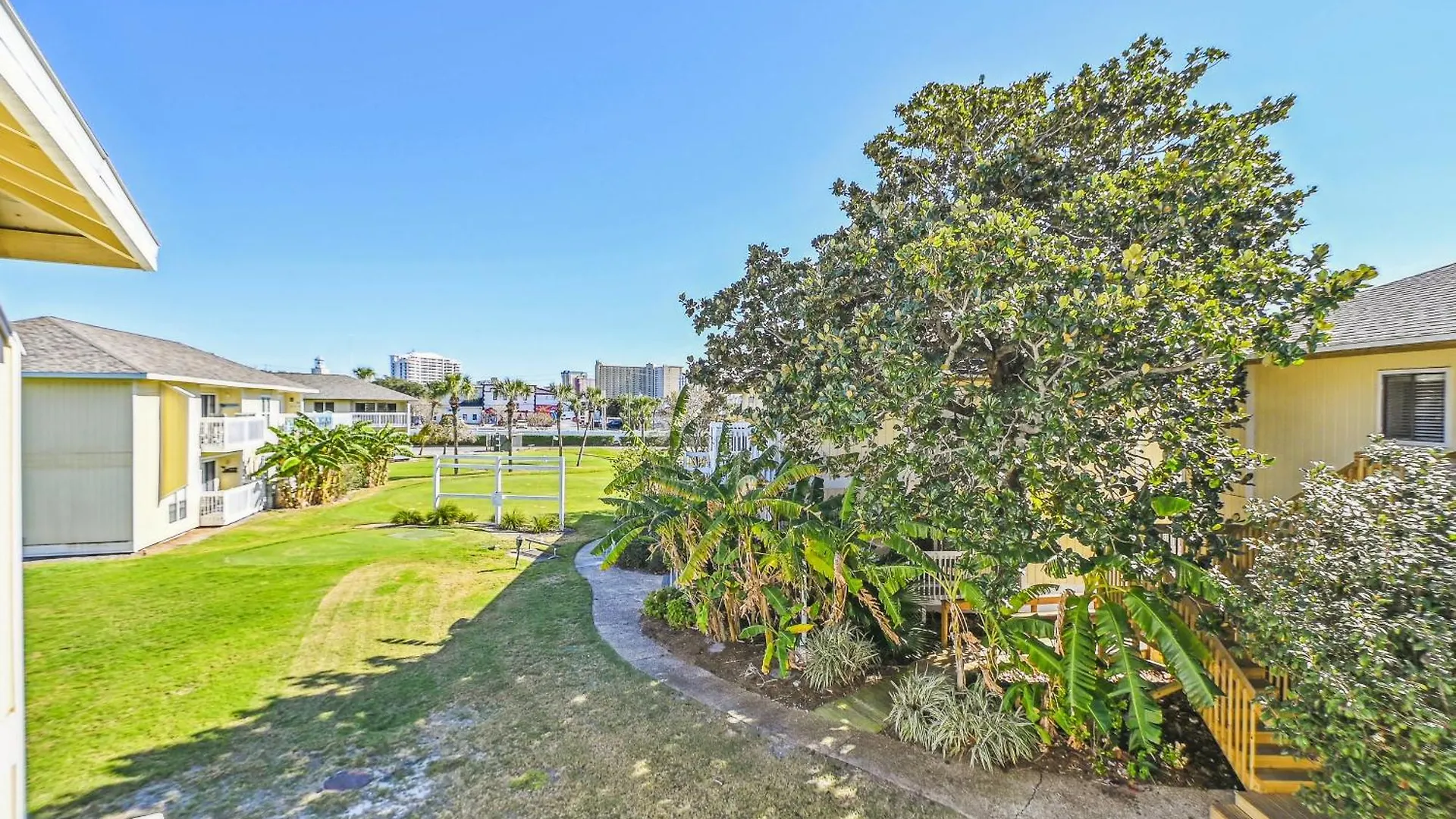 Sandpiper Cove 2058- By Isle Apartment *