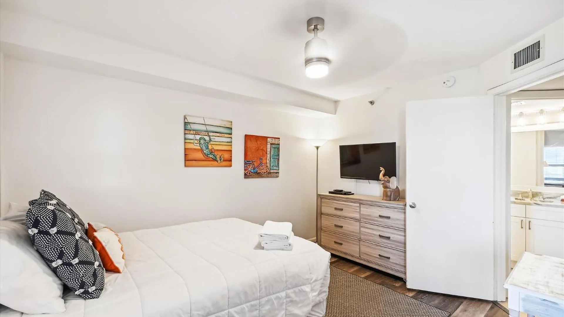 Inlet Reef 503- By Isle Apartment Destin