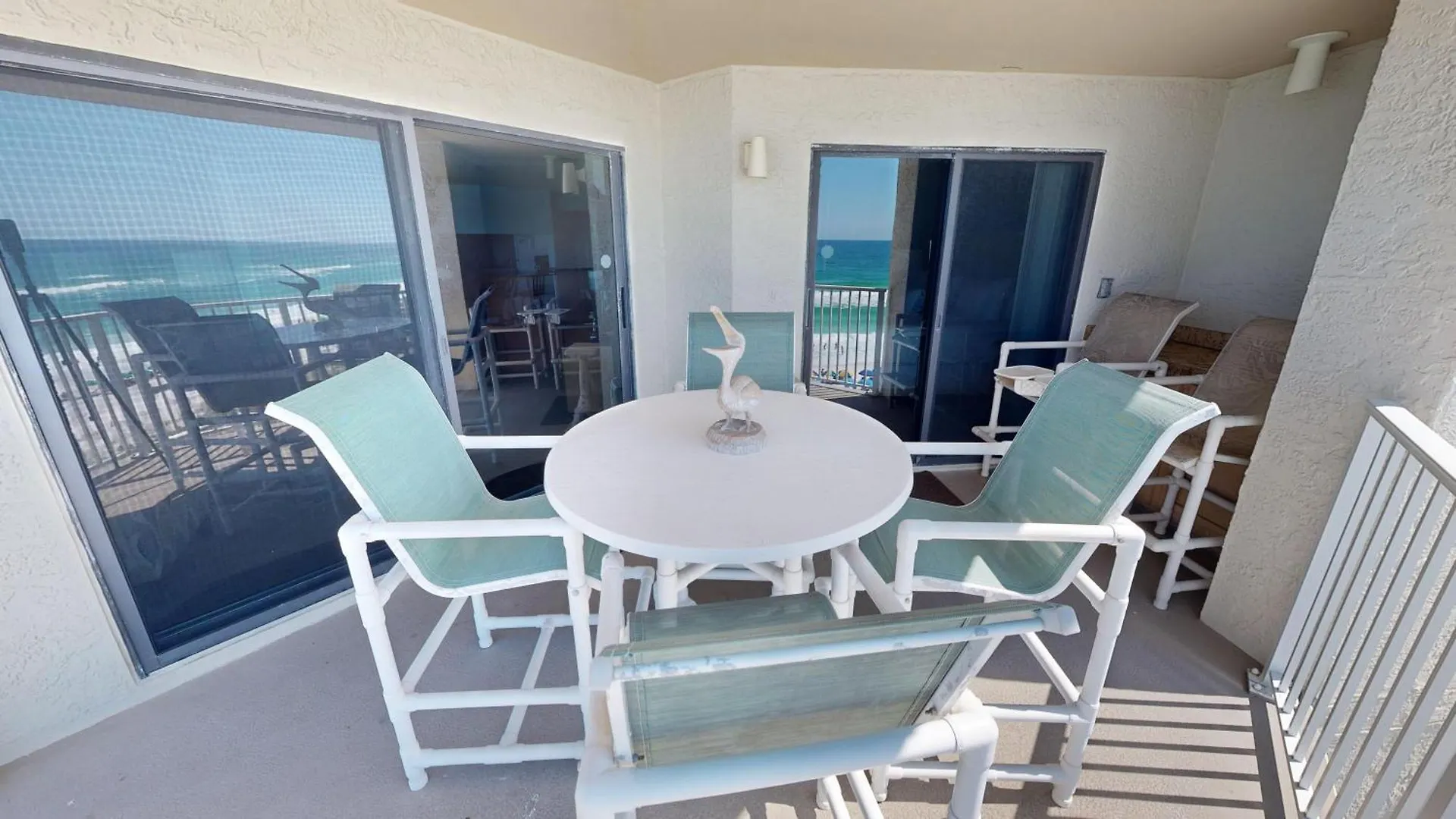 Apartment Inlet Reef 502- By Isle