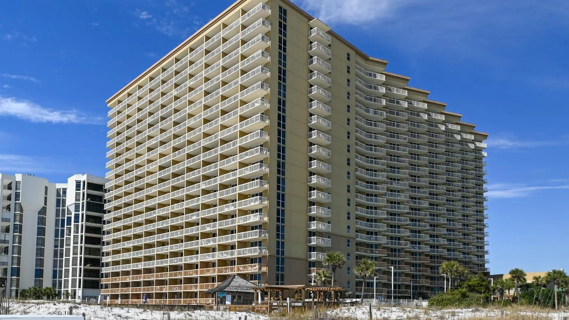 Pelican 1811- By Isle * Destin