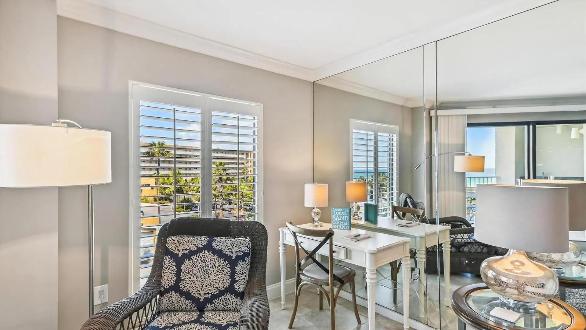 Inlet Reef 315- By Isle Apartment