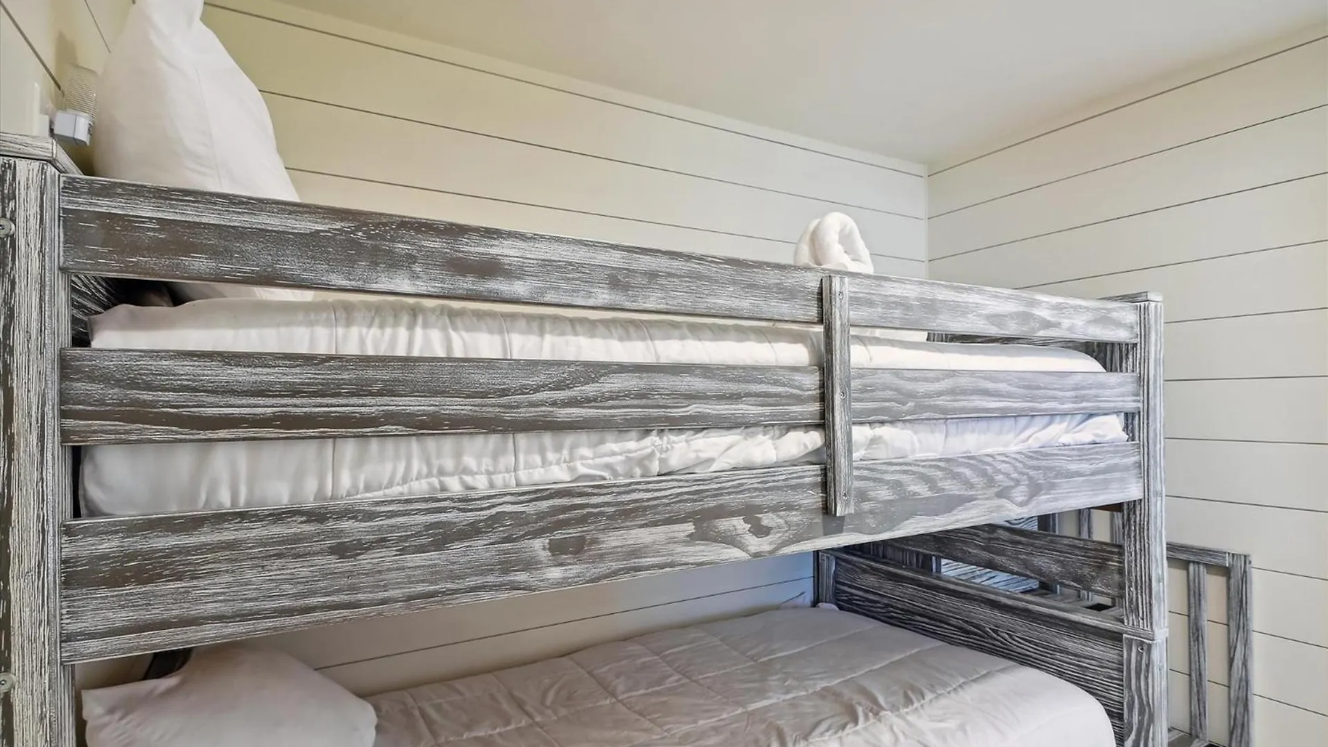 Apartment Oceania 307- By Isle Destin