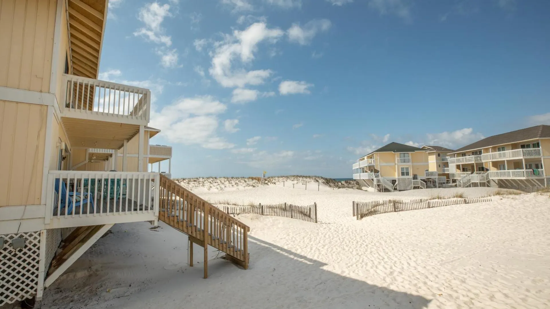 Sandpiper Cove 1152- By Isle Apartment