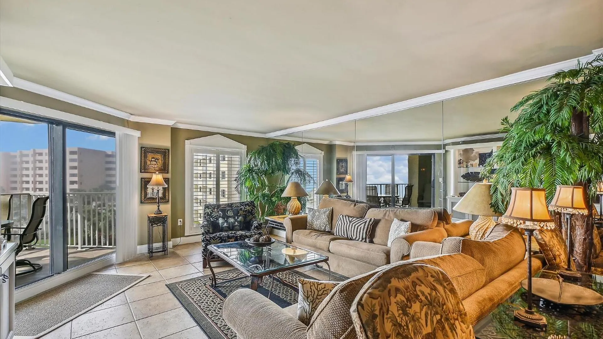 Inlet Reef 312- By Isle Apartment