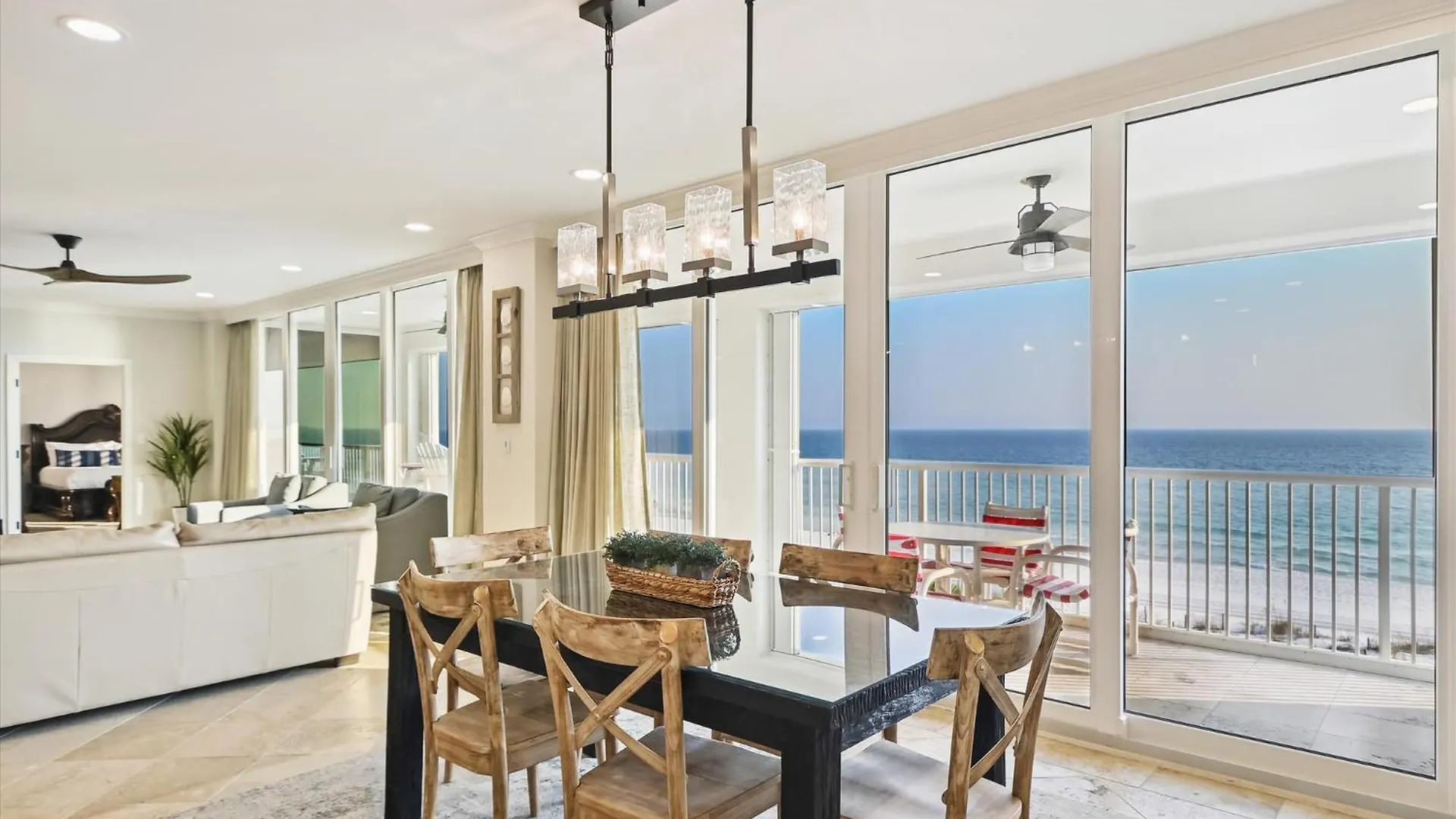 Apartment Oceania 407- By Isle