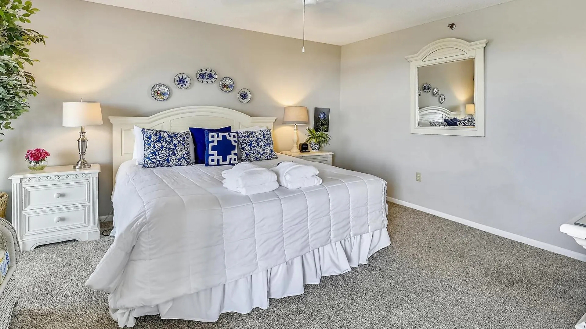 Inlet Reef 209- By Isle Apartment *