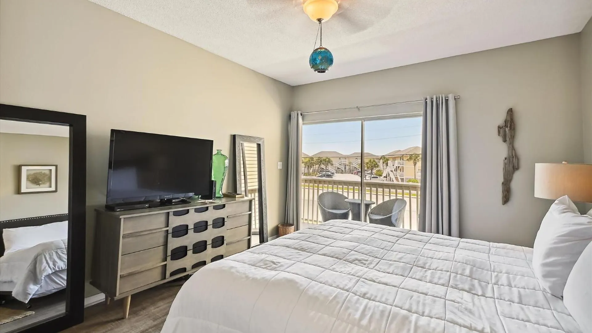 Sandpiper Cove 9214- By Isle *