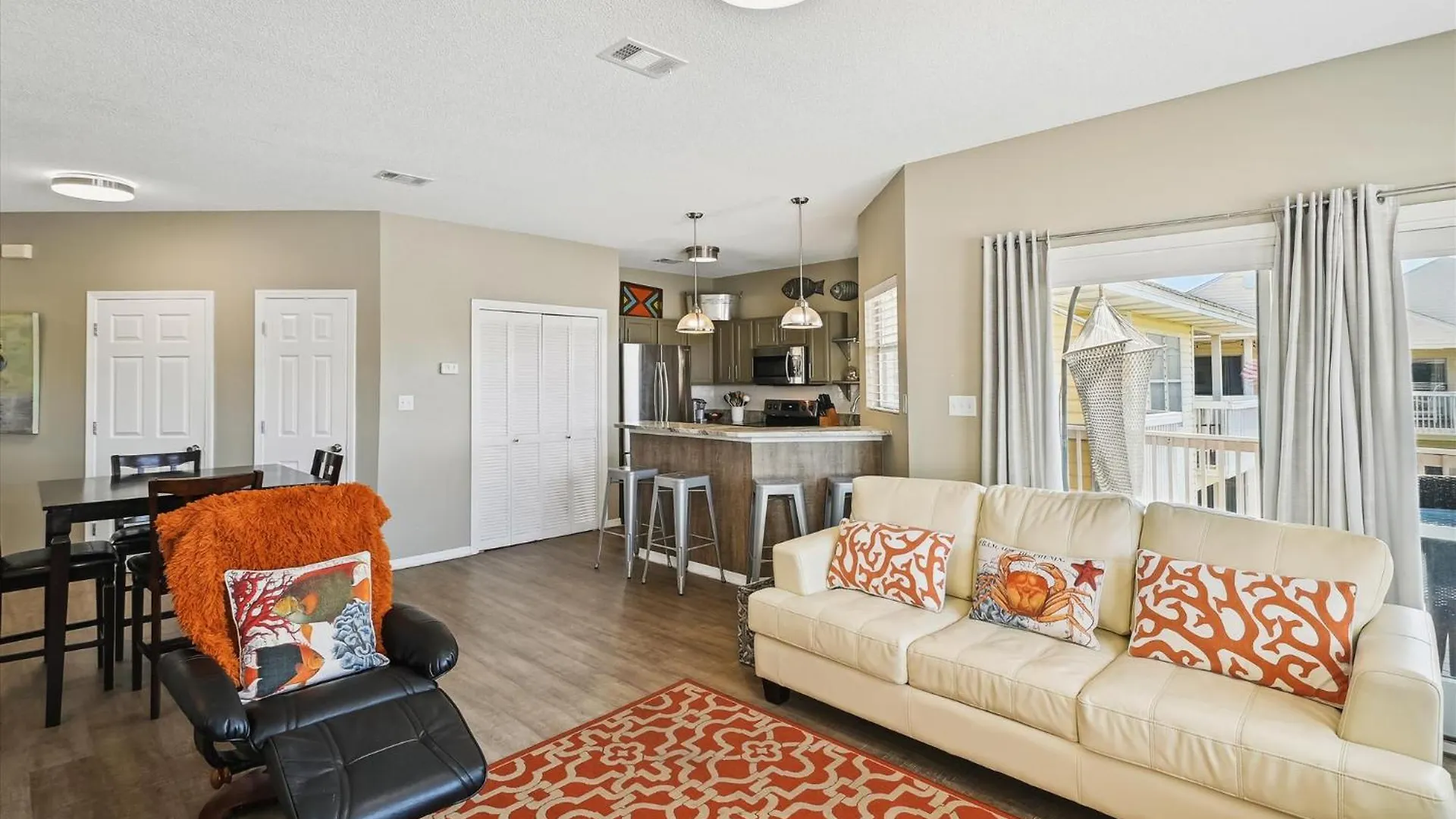 Sandpiper Cove 9214- By Isle Apartment *