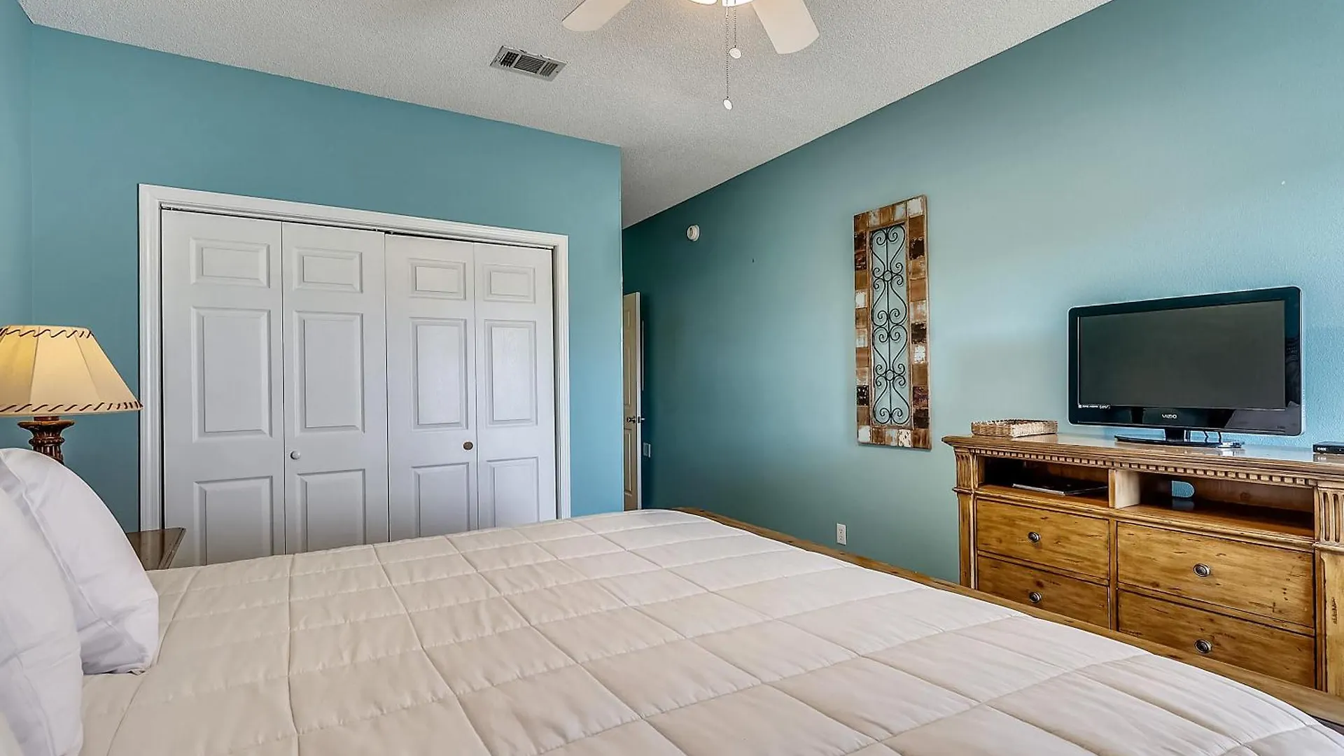 Sandpiper Cove 9203- By Isle Apartment Destin