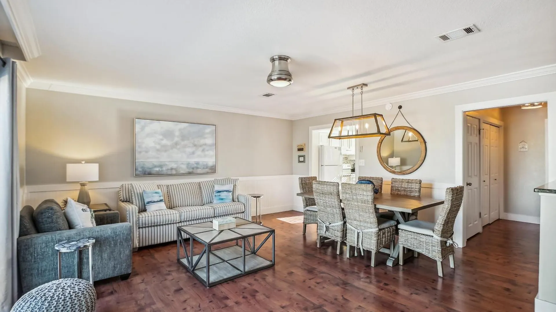 South Bay By The Gulf 055- By Isle Apartment *