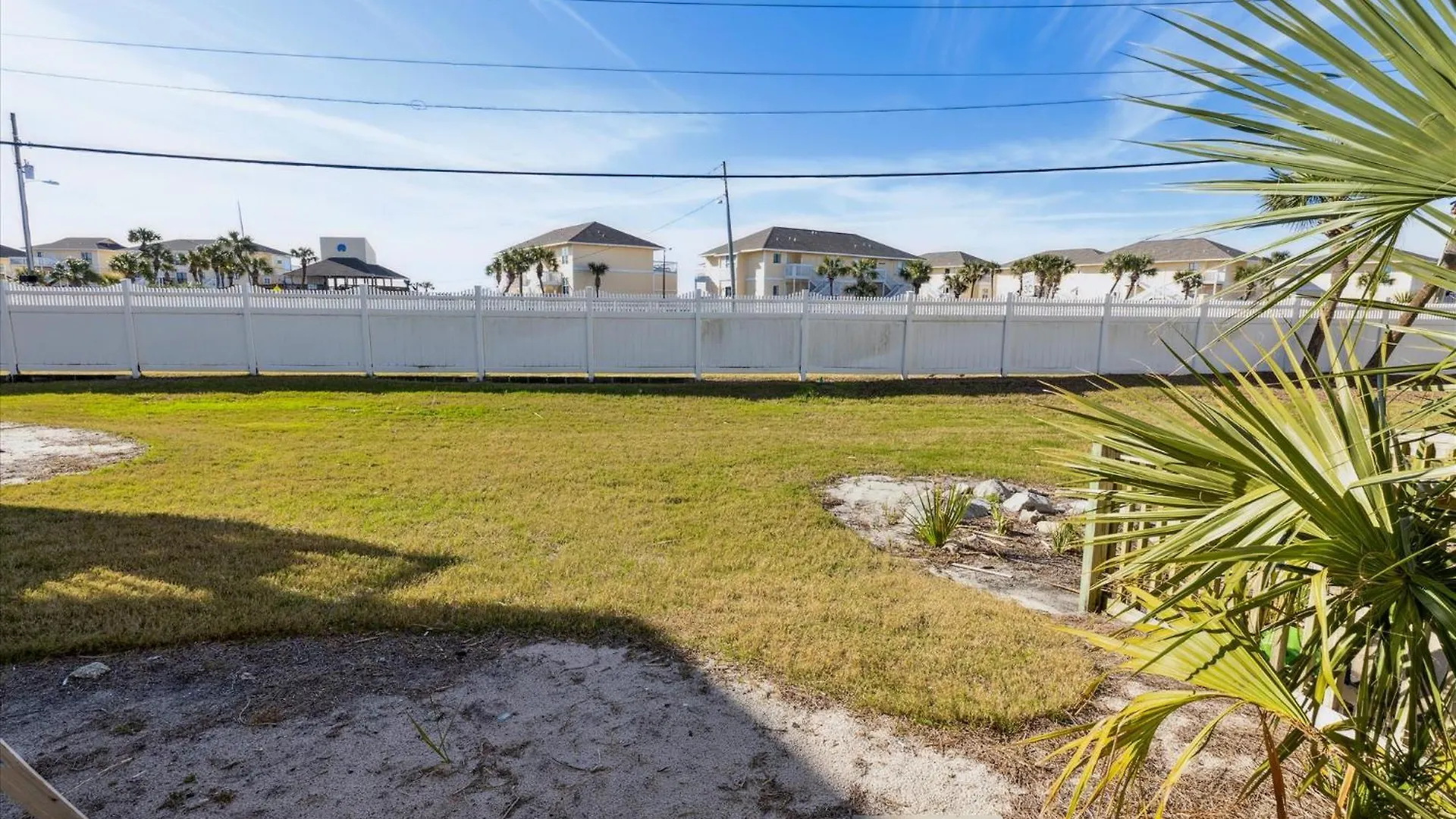 Sandpiper Cove 9107- By Isle Apartment