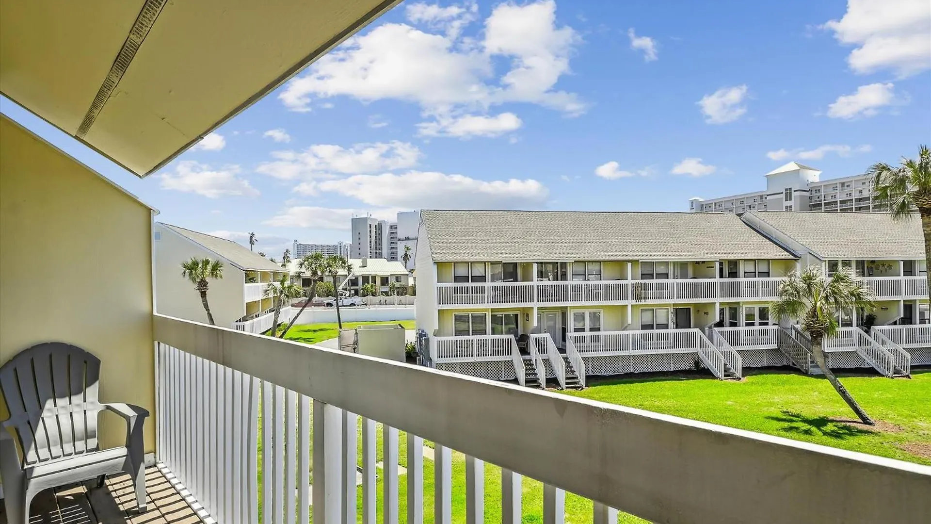 Apartment Sandpiper Cove 8236- By Isle *
