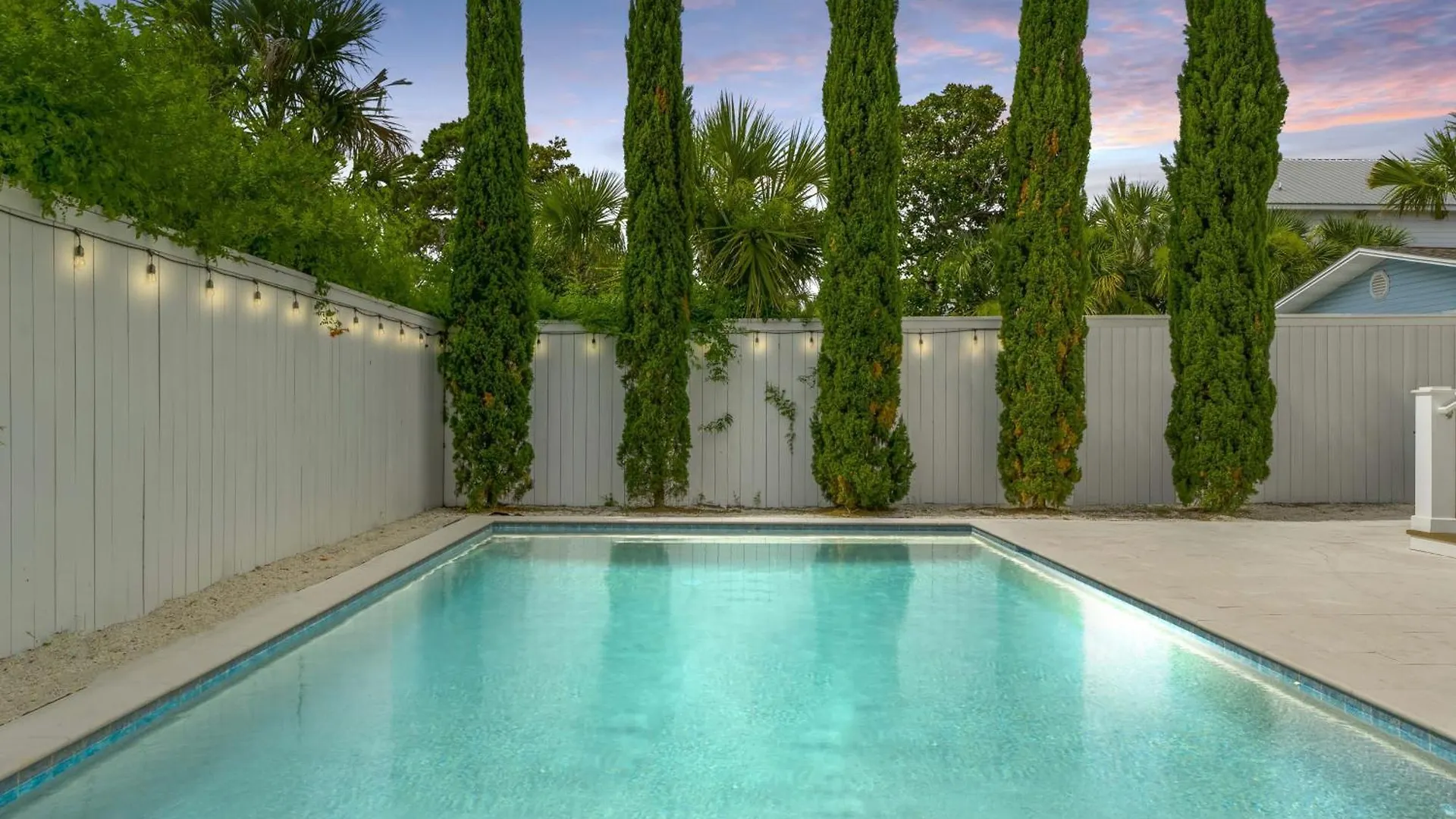 Holiday home Crystal Tide With Heated Pool And Golf Cart Destin